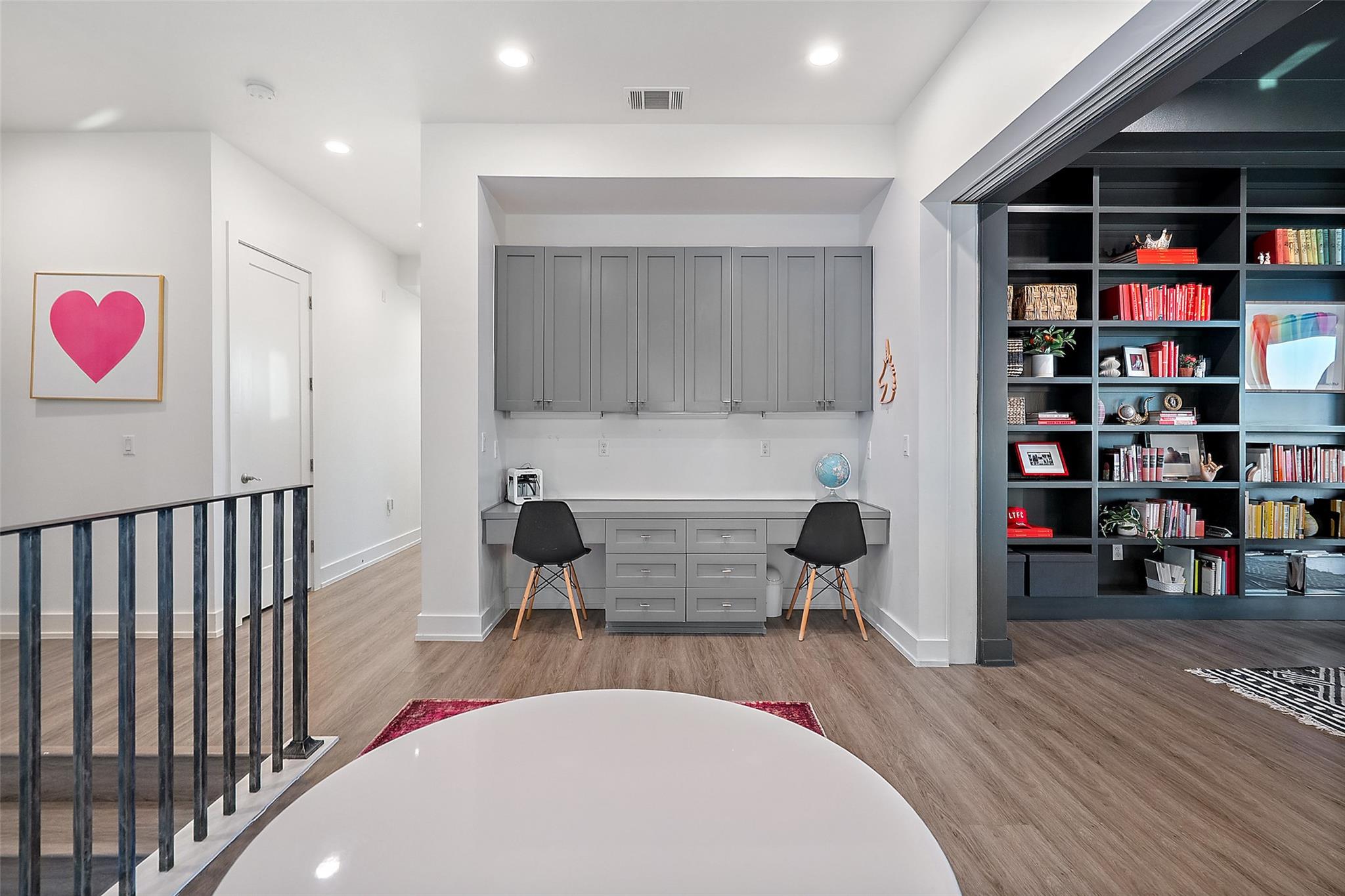 4300 Derrick Cv, Spicewood, TX 78669