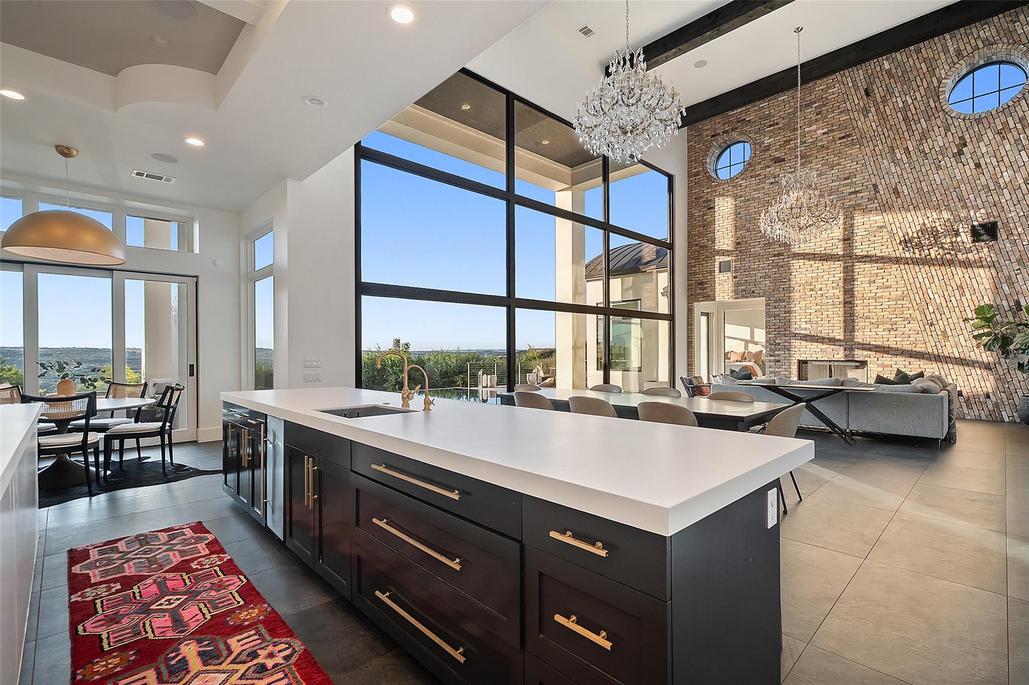 4300 Derrick Cv, Spicewood, TX 78669