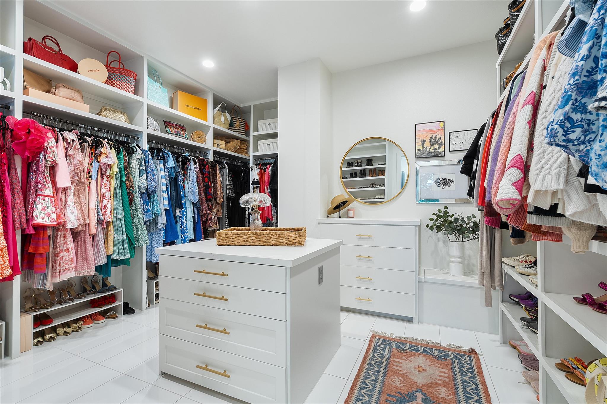 4300 Derrick Cv, Spicewood, TX 78669