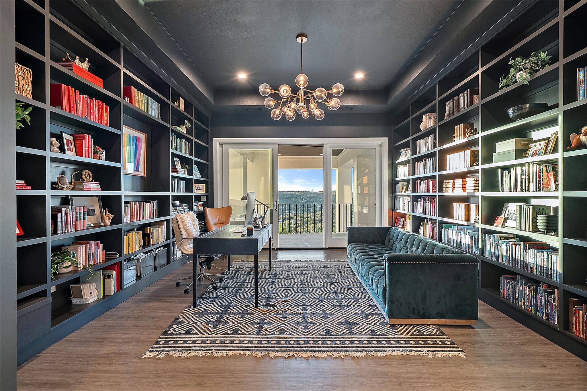 4300 Derrick Cv, Spicewood, TX 78669