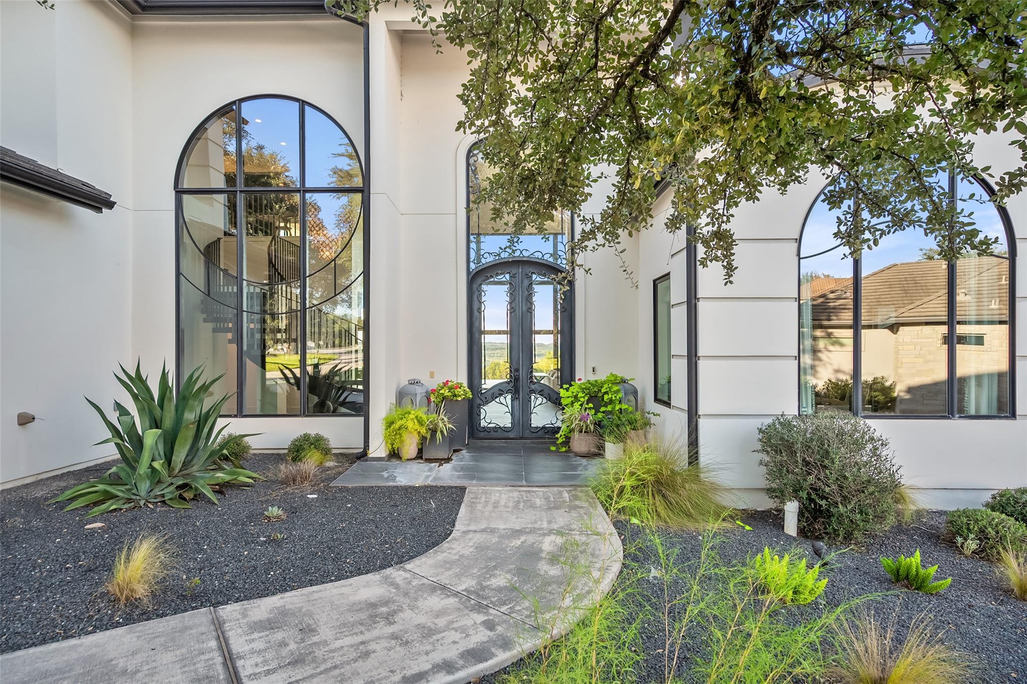 4300 Derrick Cv, Spicewood, TX 78669