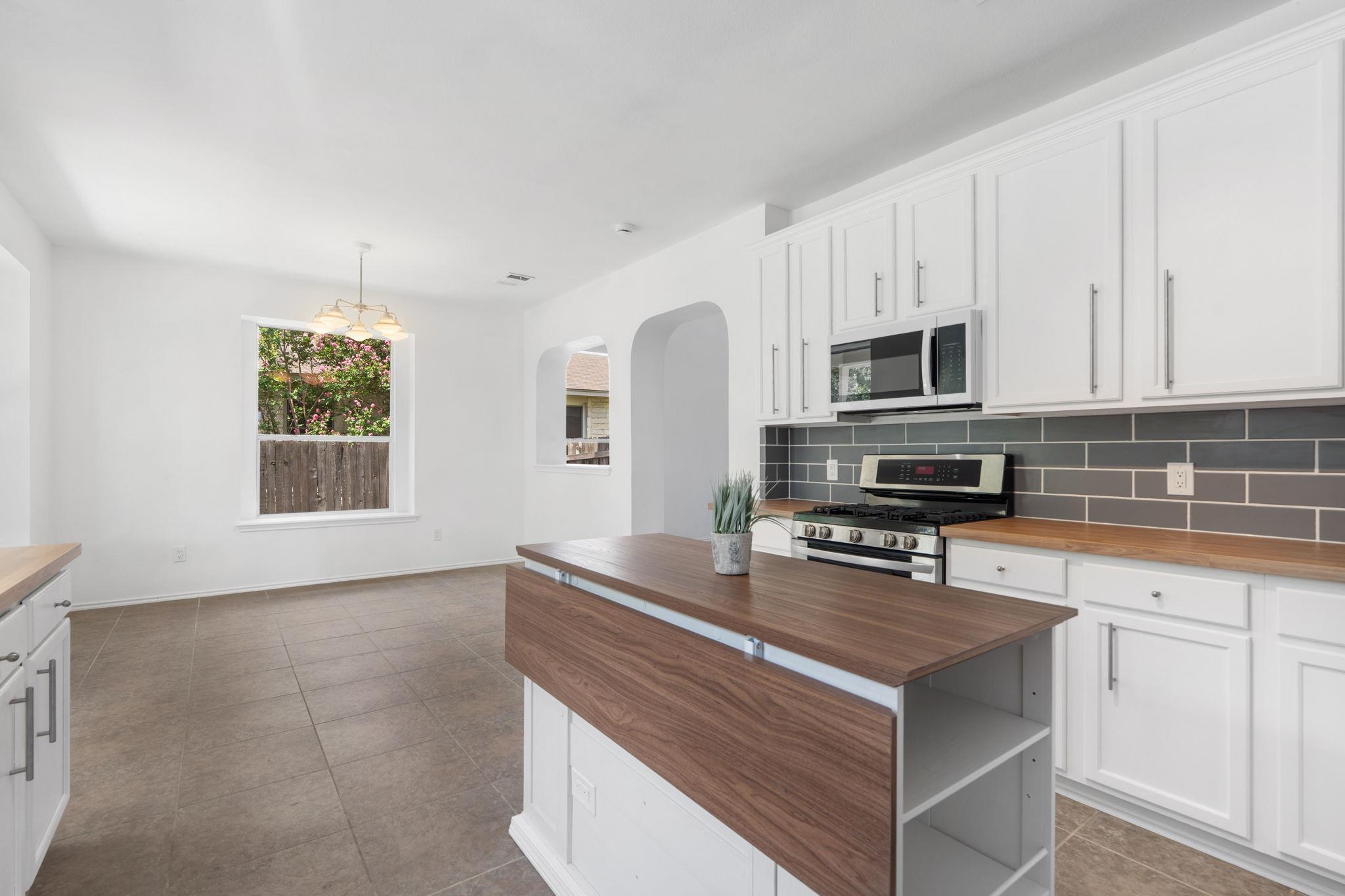 1131 Stone Forest Trl, Round Rock, TX 78681