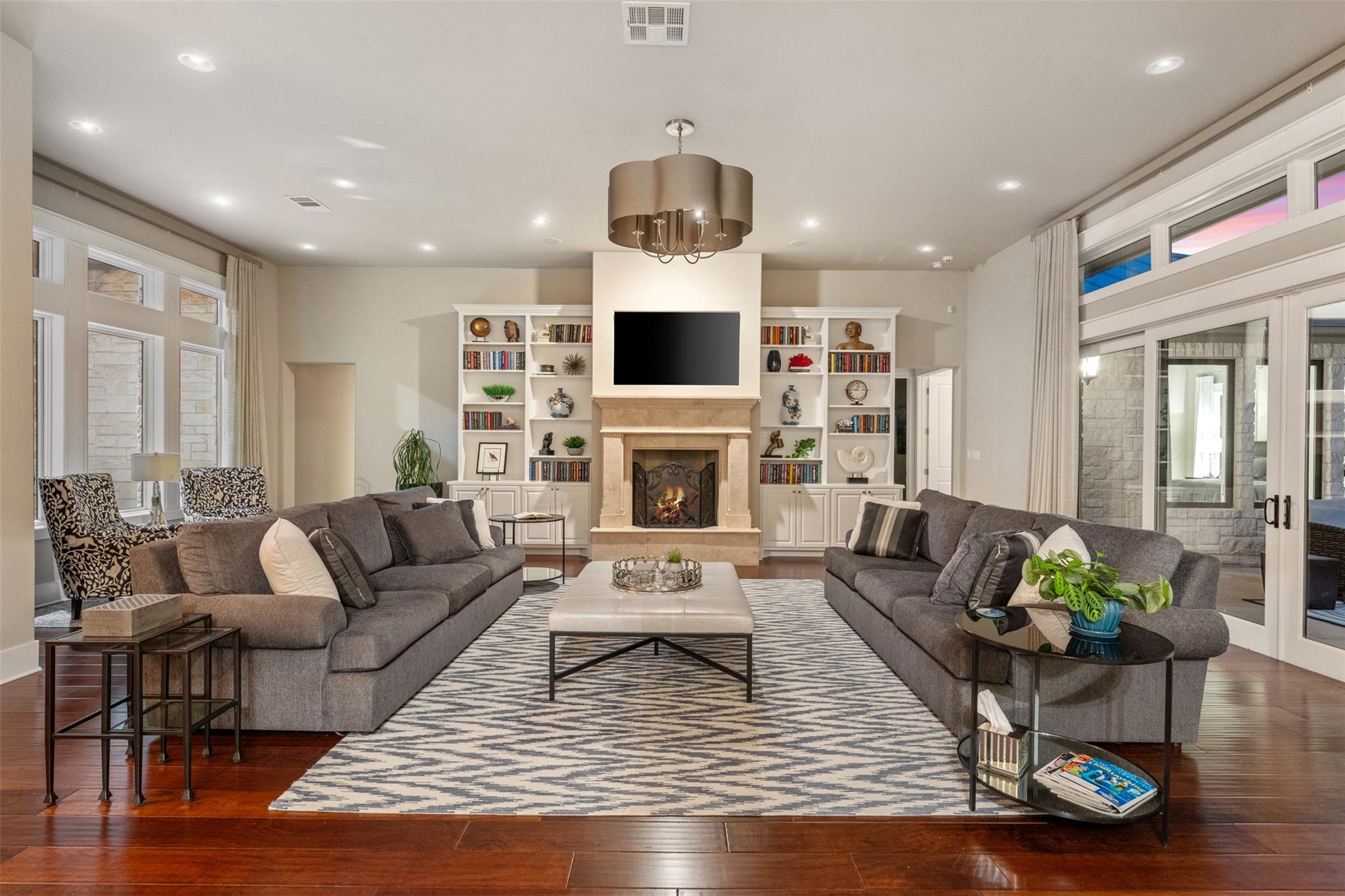 18601 Madrone Vista Dr, Austin, TX 78738