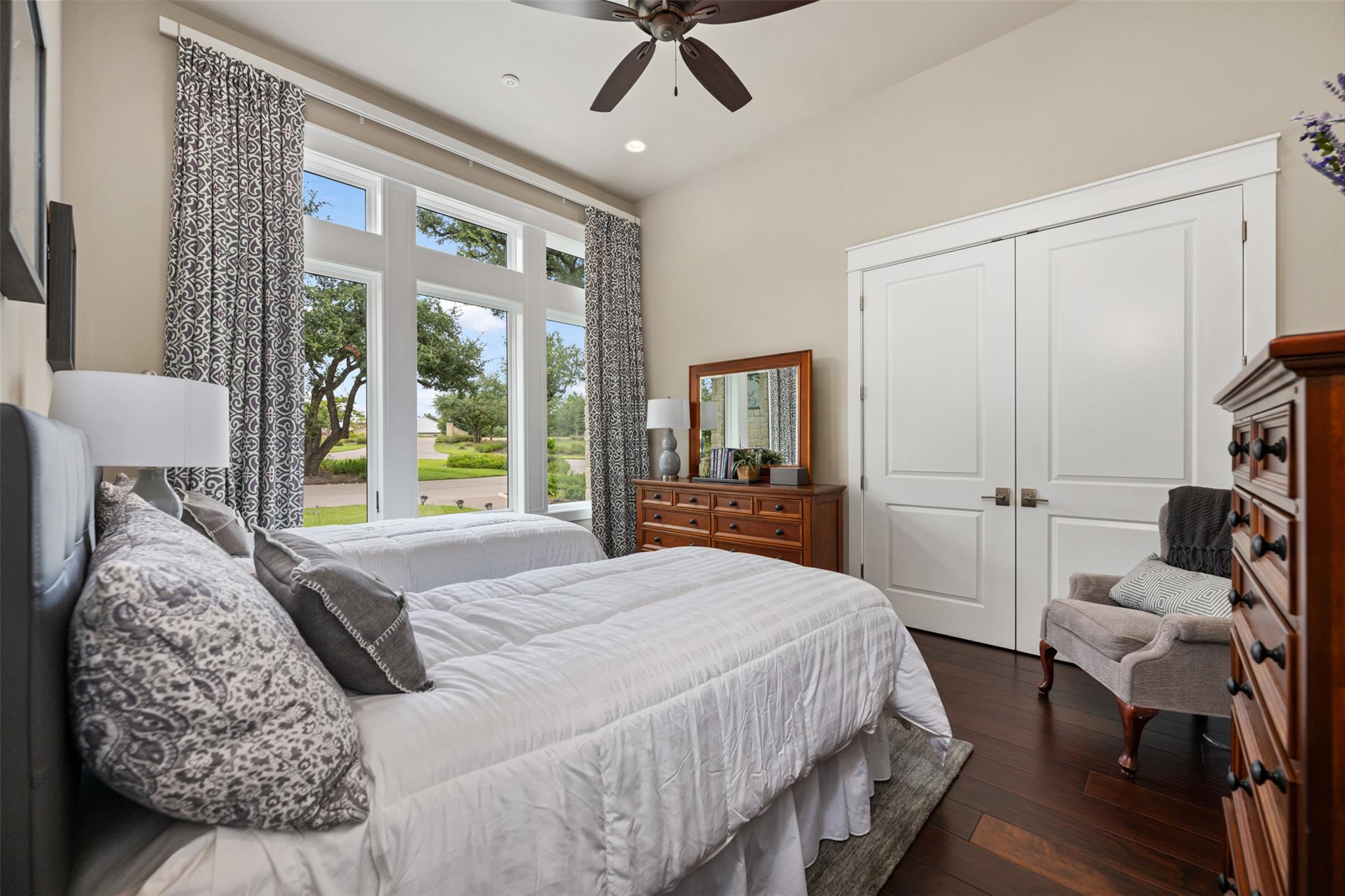 18601 Madrone Vista Dr, Austin, TX 78738