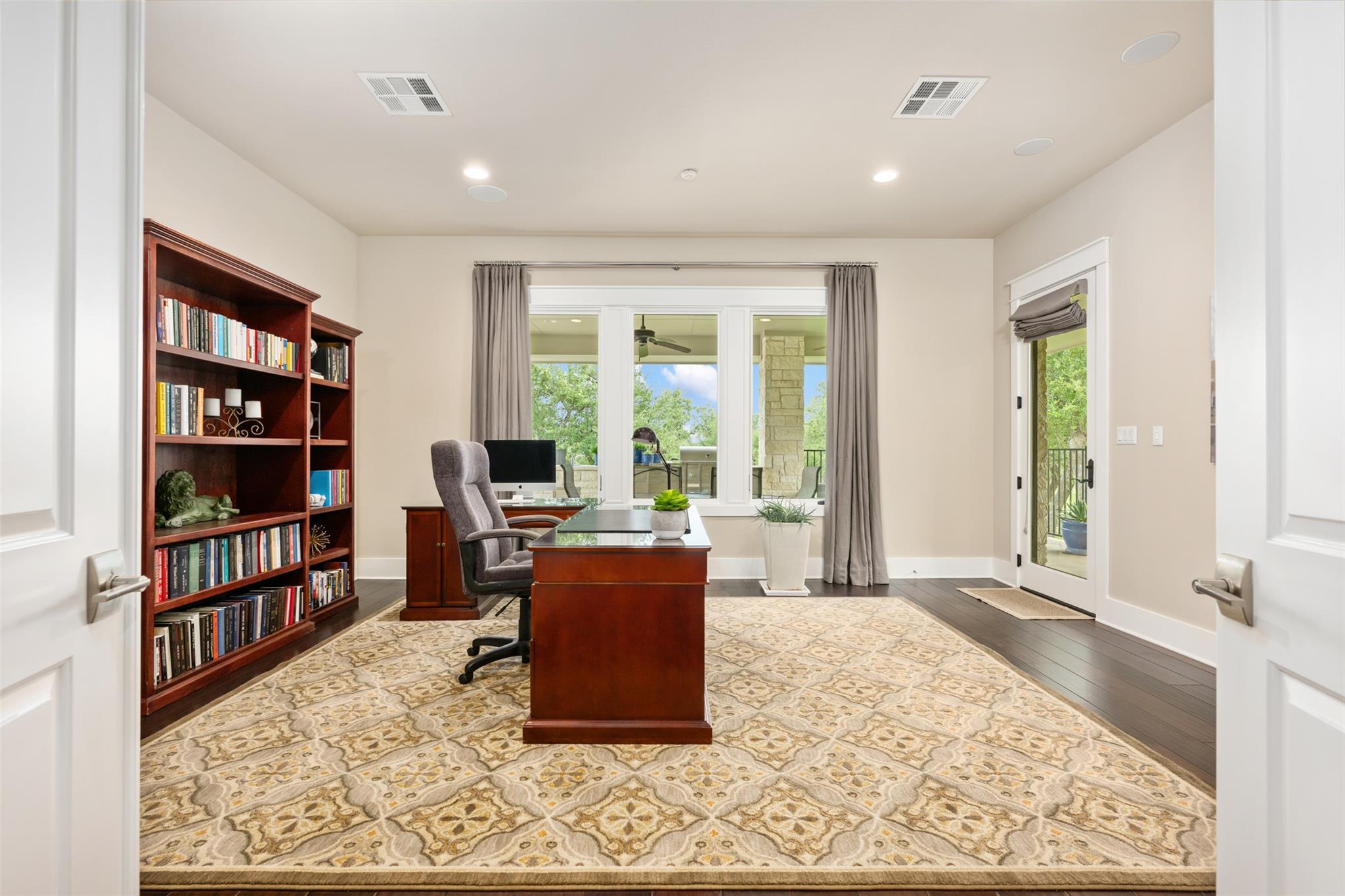 18601 Madrone Vista Dr, Austin, TX 78738