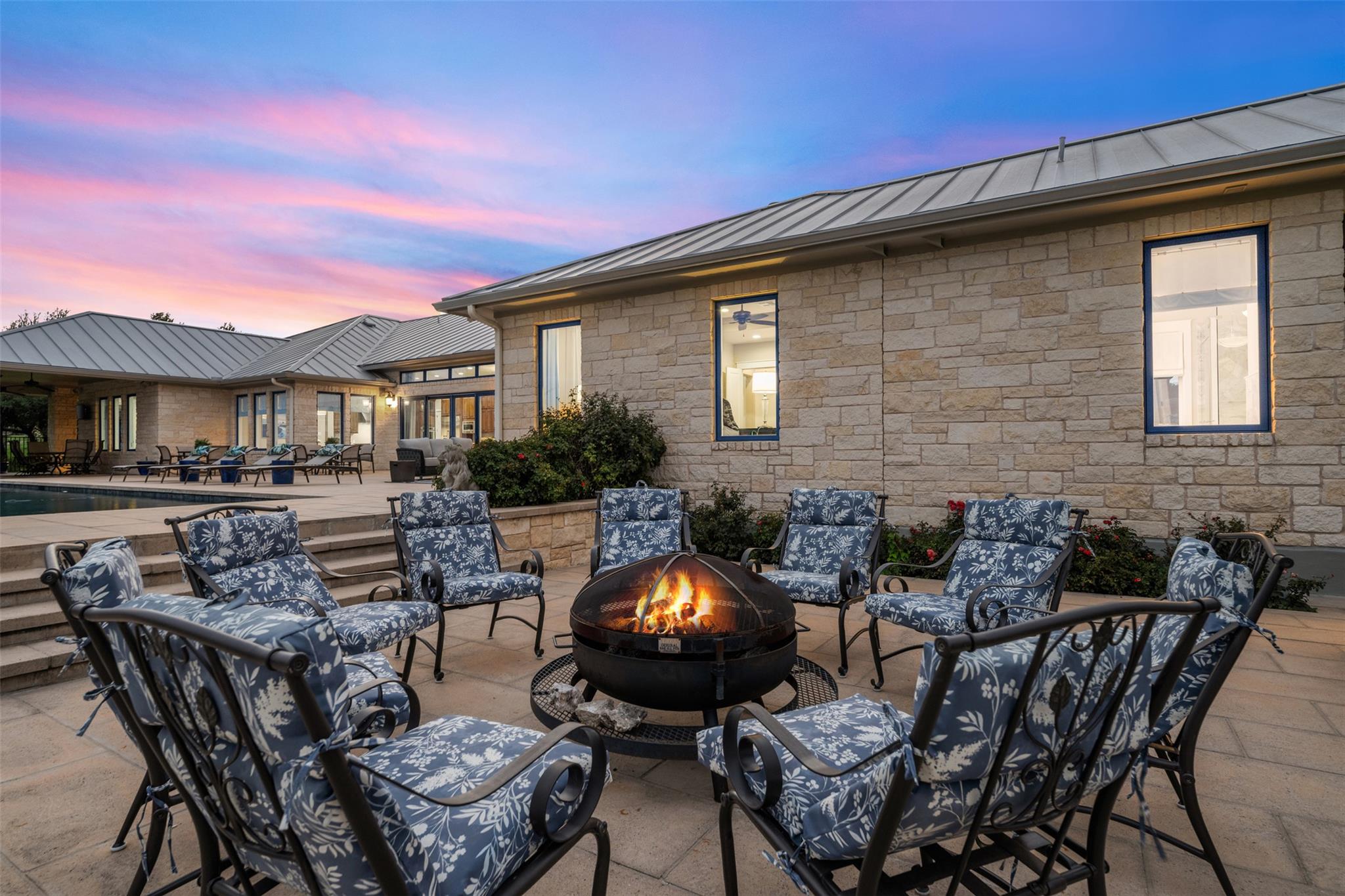 18601 Madrone Vista Dr, Austin, TX 78738