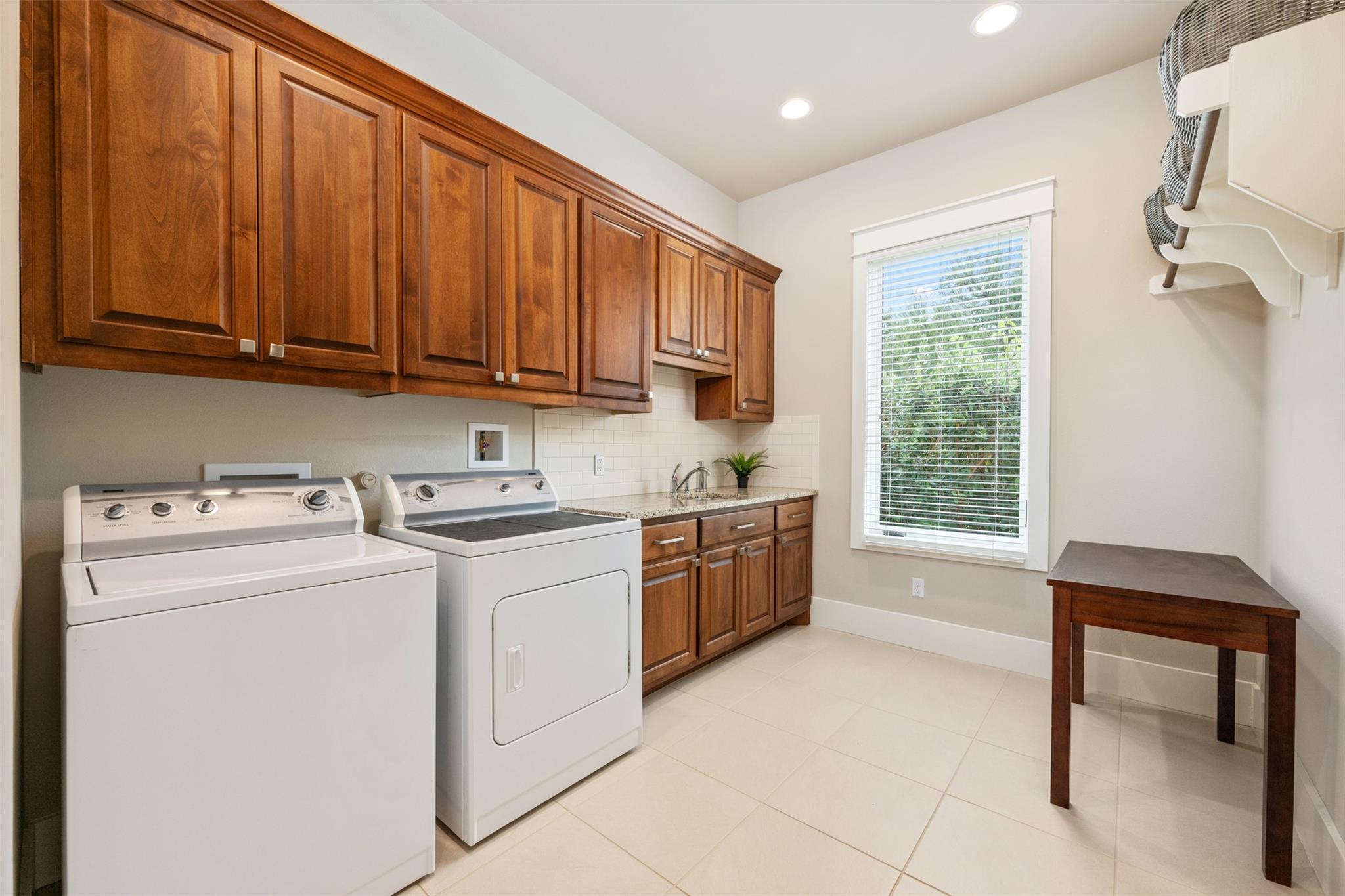 18601 Madrone Vista Dr, Austin, TX 78738