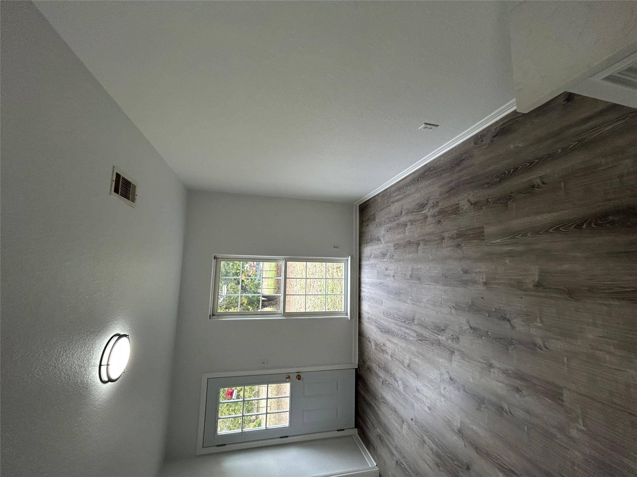 203 Maynard St, Bastrop, TX 78602