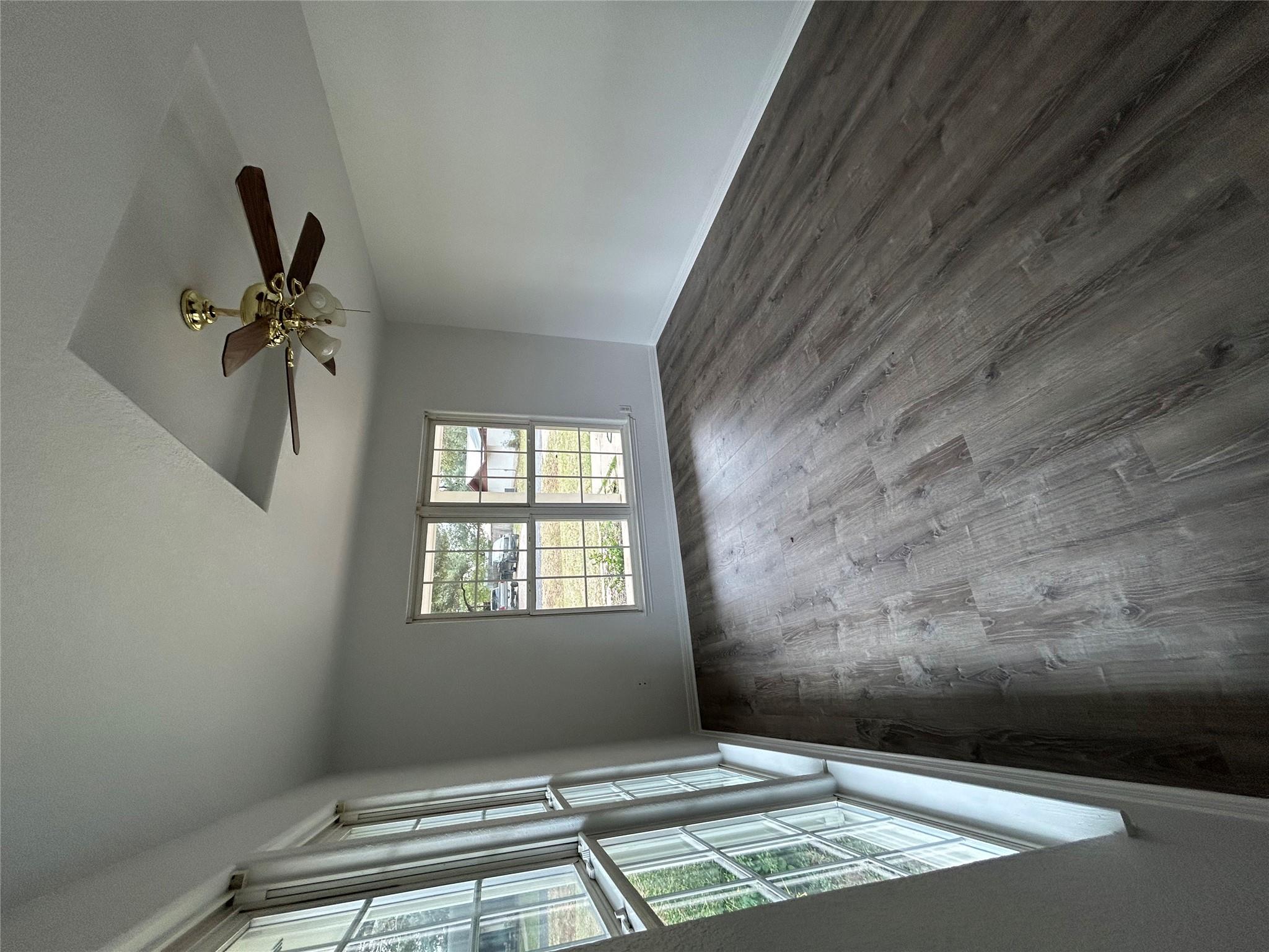 203 Maynard St, Bastrop, TX 78602