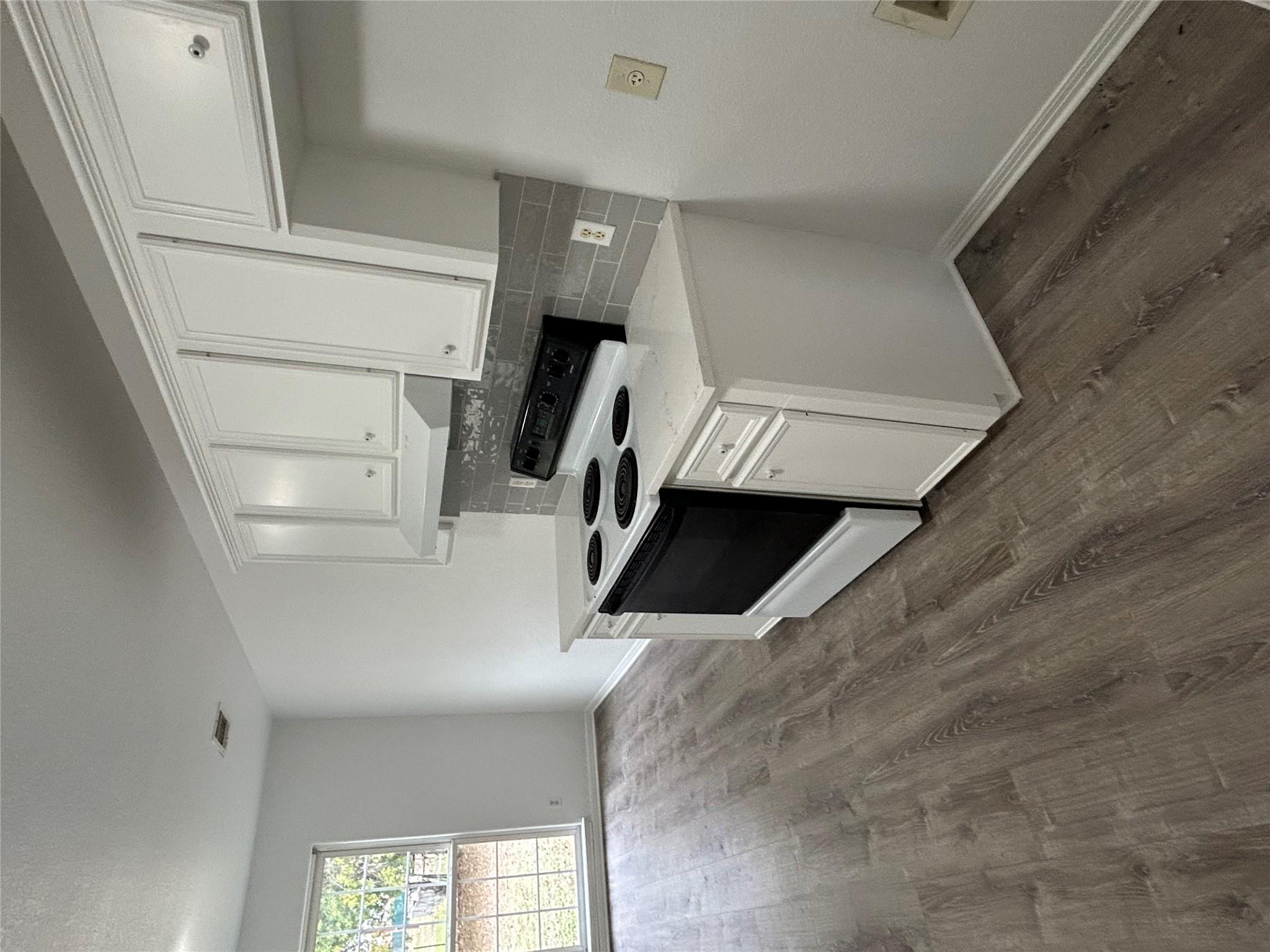 203 Maynard St, Bastrop, TX 78602