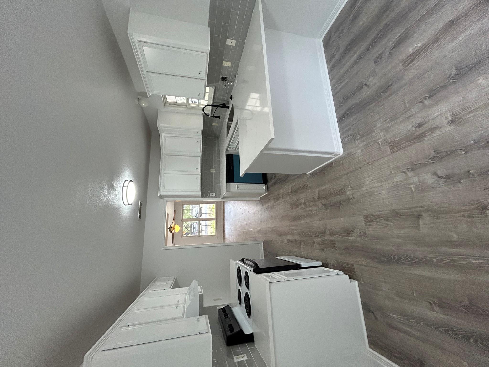 203 Maynard St, Bastrop, TX 78602