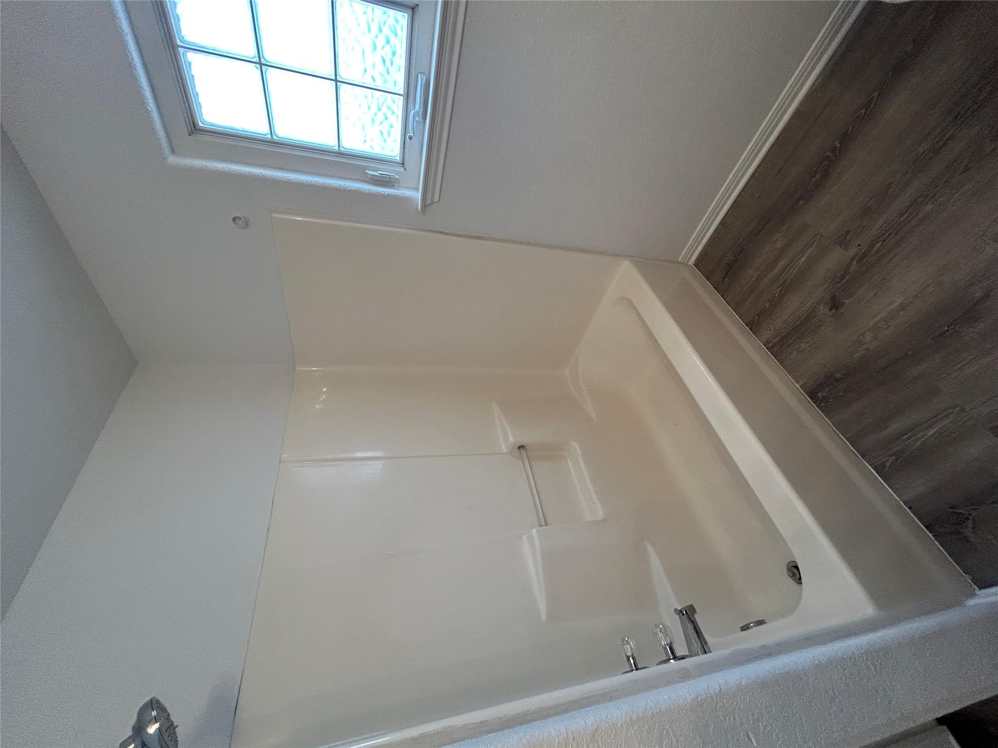 203 Maynard St, Bastrop, TX 78602