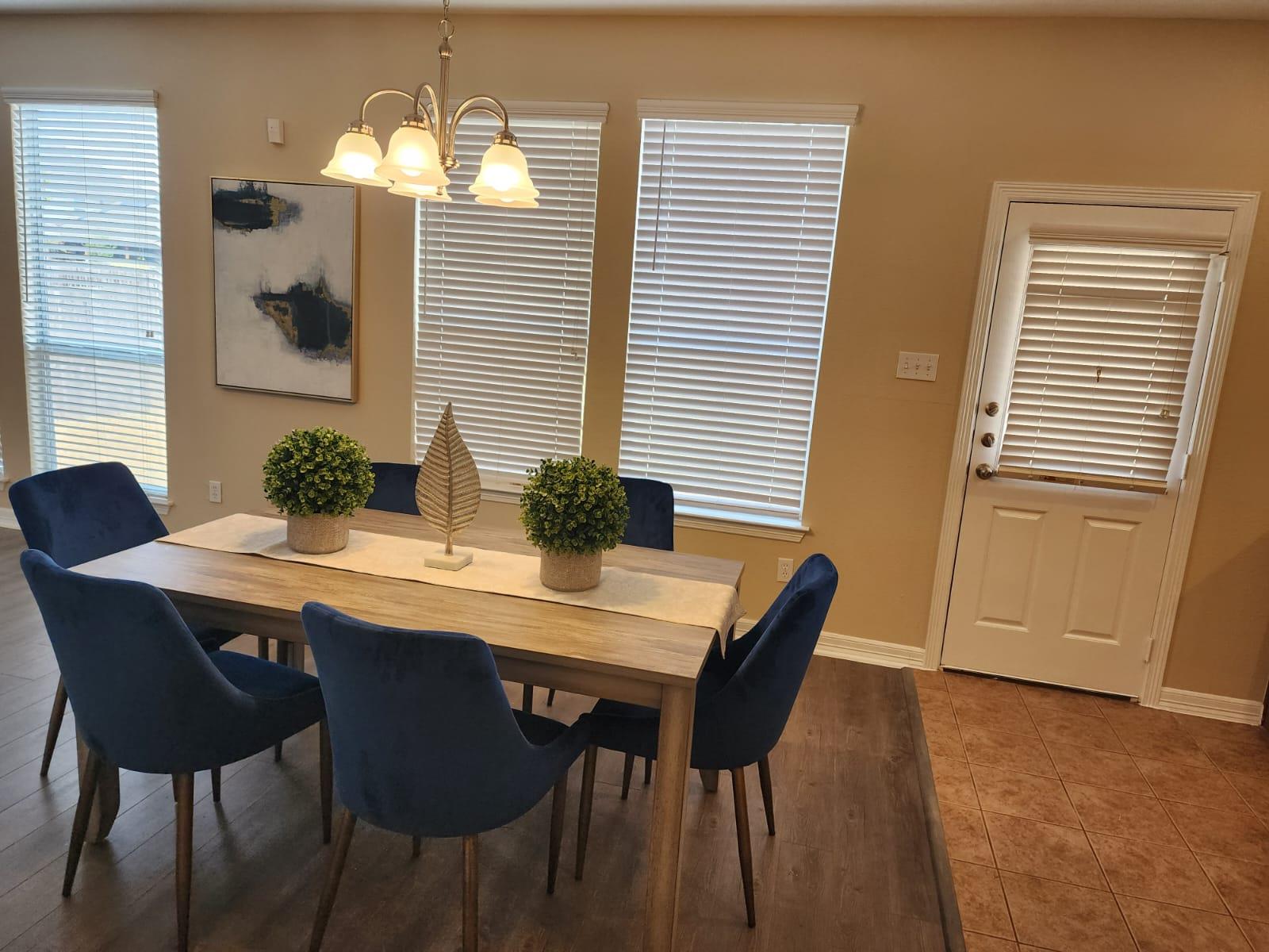 13613 Glenmark Dr, Manor, TX 78653