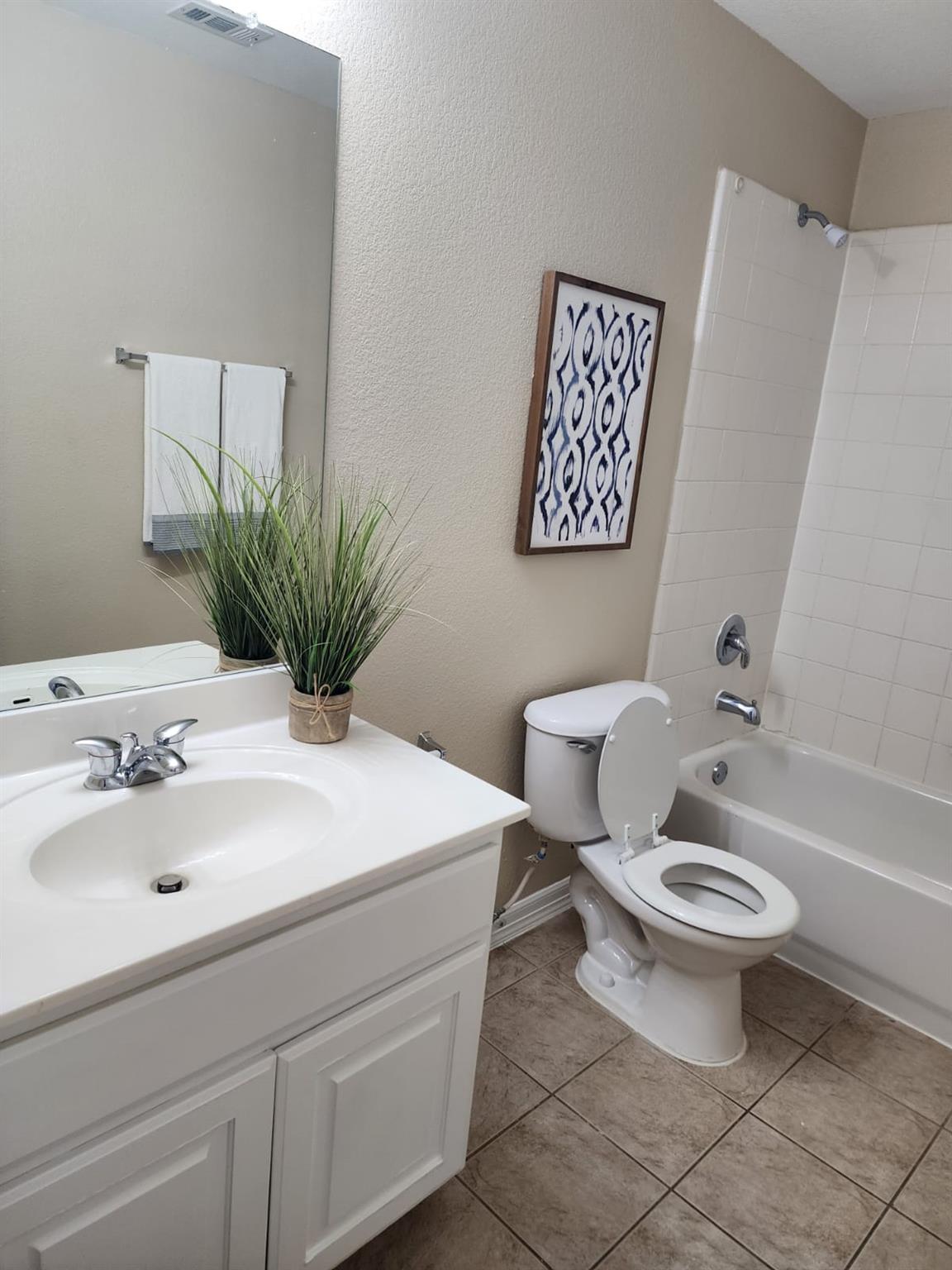 13613 Glenmark Dr, Manor, TX 78653