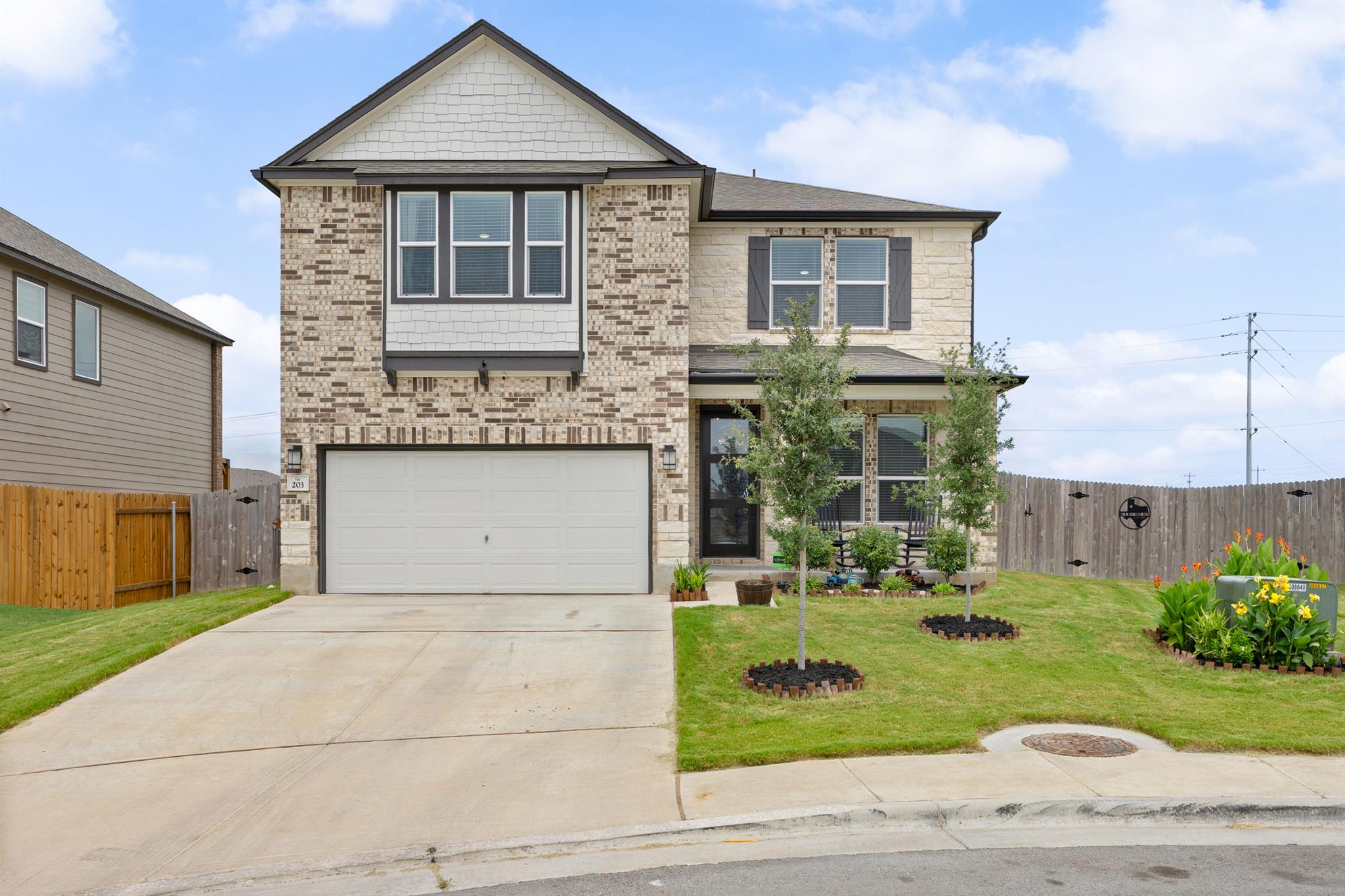 203 Teller Dr, Lockhart, TX 78644