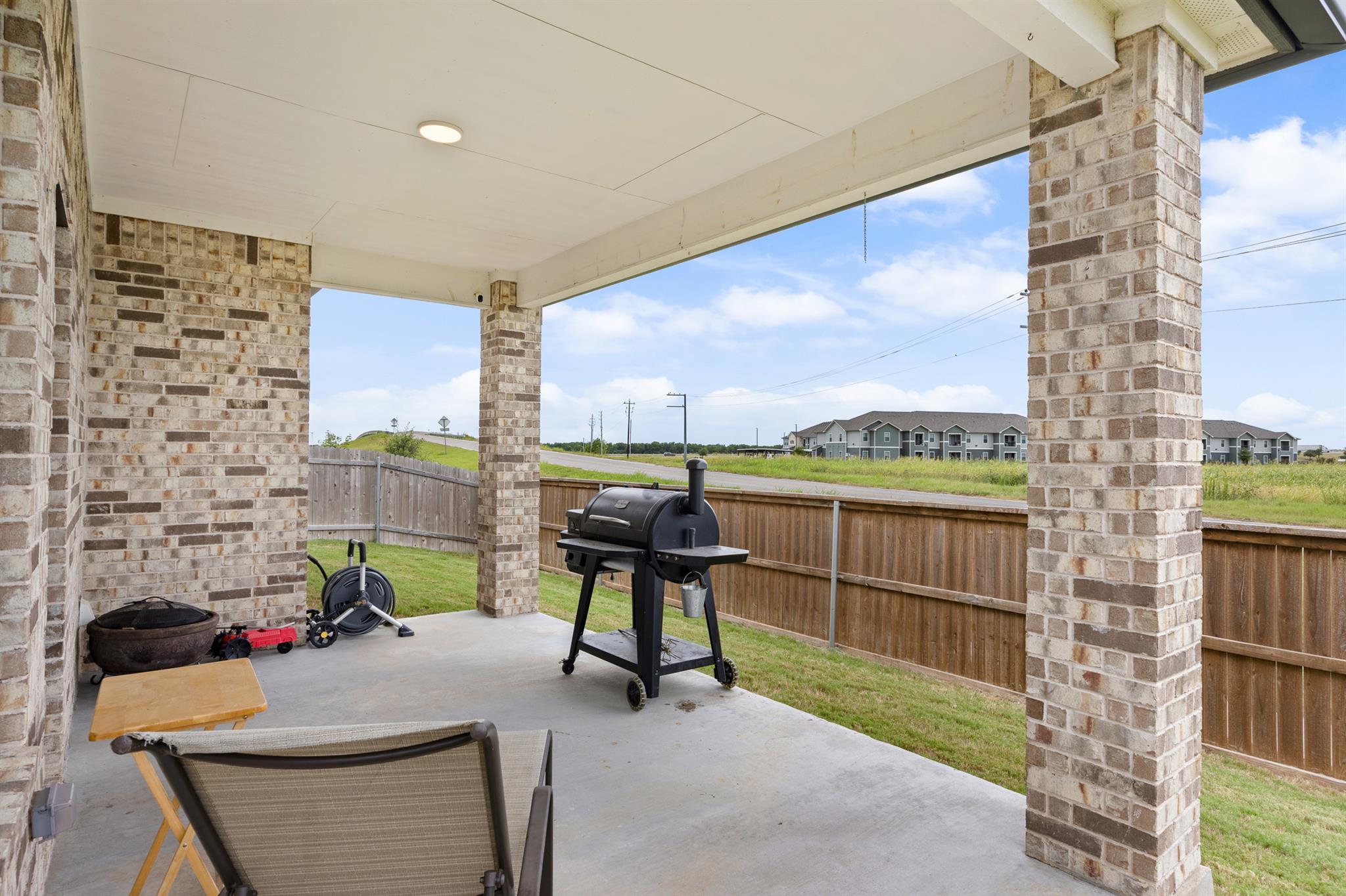203 Teller Dr, Lockhart, TX 78644