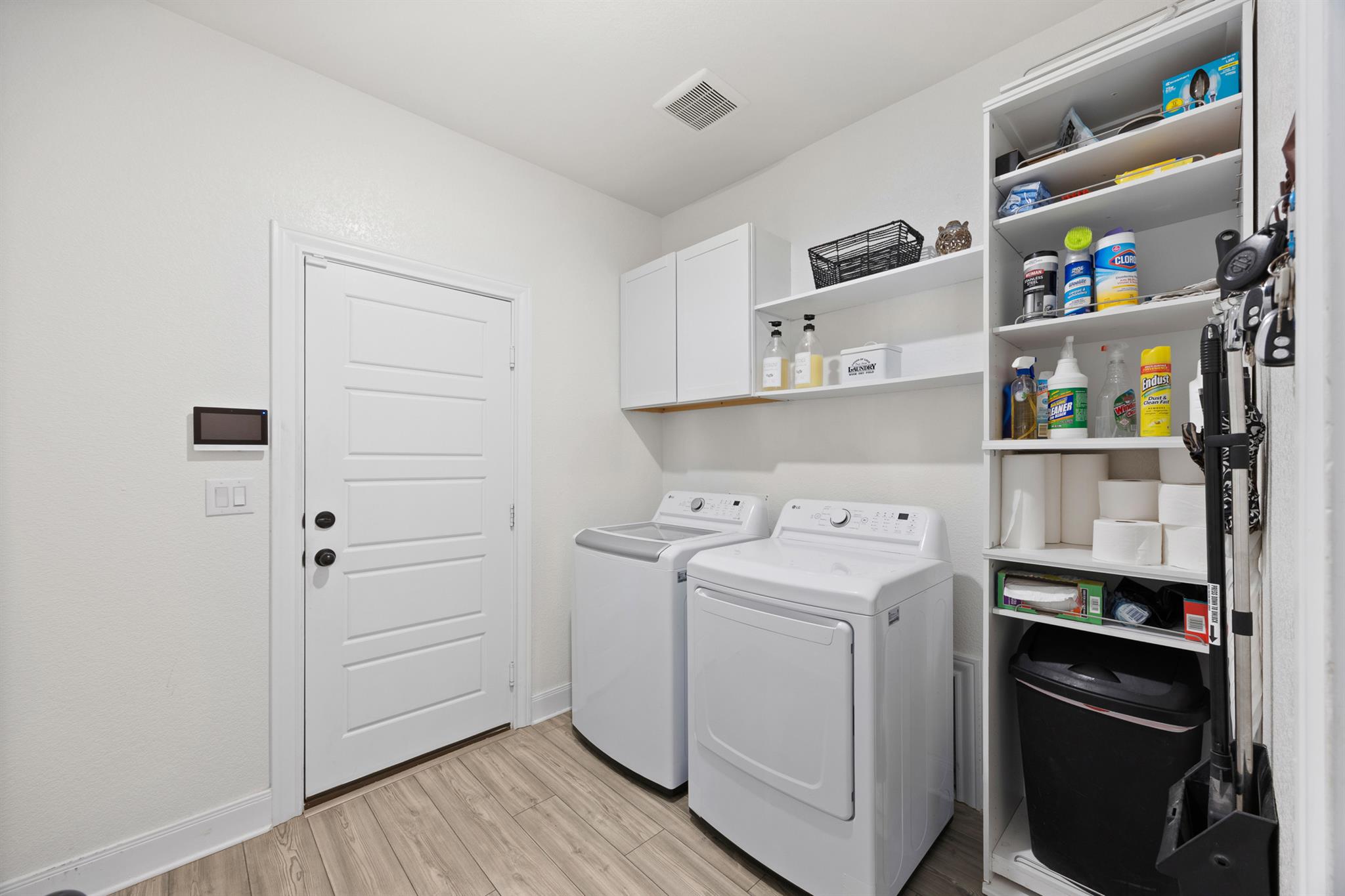 203 Teller Dr, Lockhart, TX 78644
