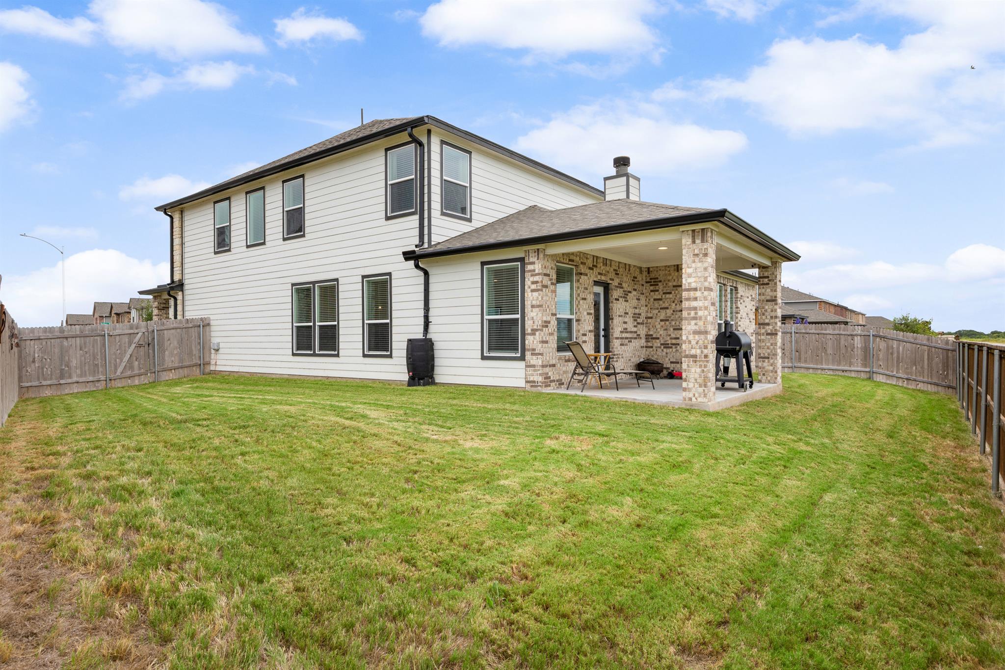 203 Teller Dr, Lockhart, TX 78644