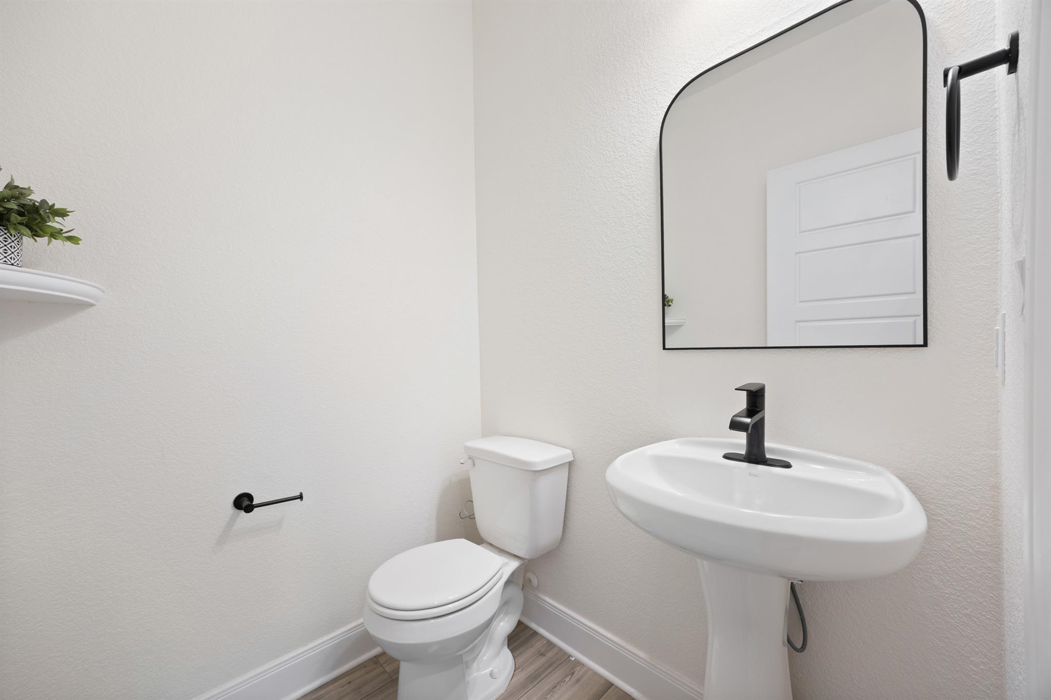 203 Teller Dr, Lockhart, TX 78644