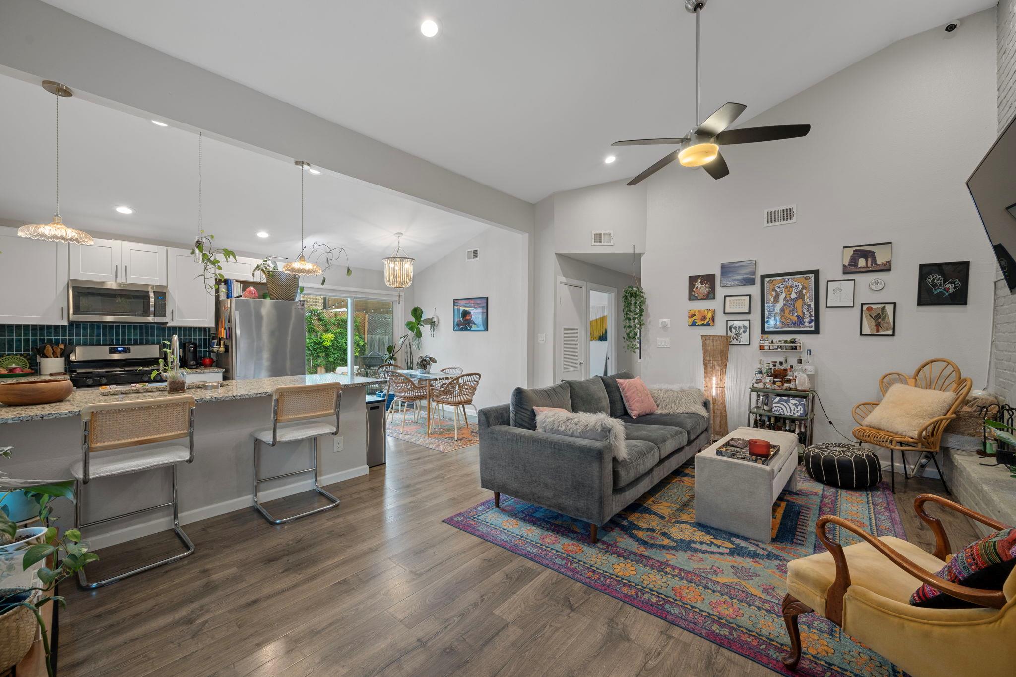 1307 E Saint Johns Ave # B, Austin, TX 78752