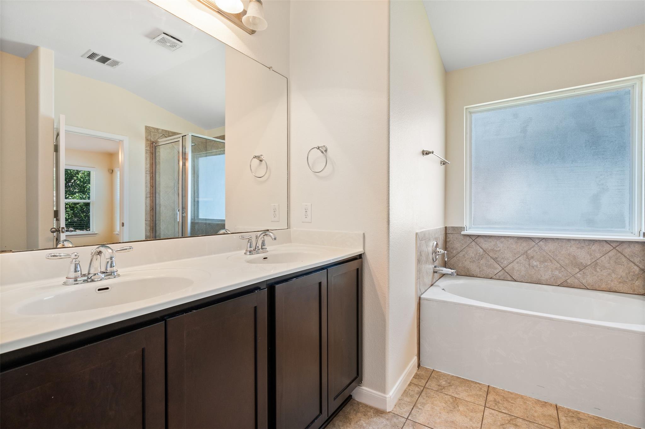 759 Heritage Springs Trl, Round Rock, TX 78664