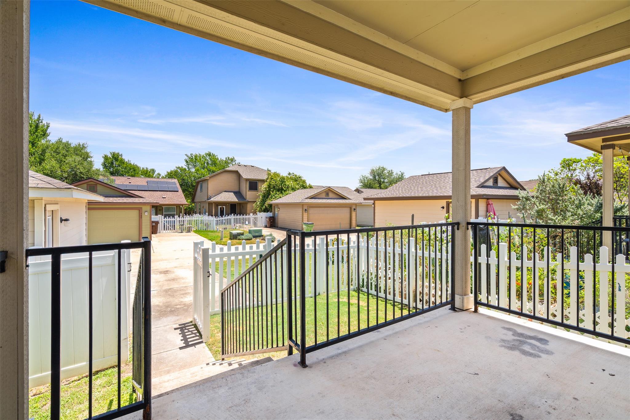 759 Heritage Springs Trl, Round Rock, TX 78664