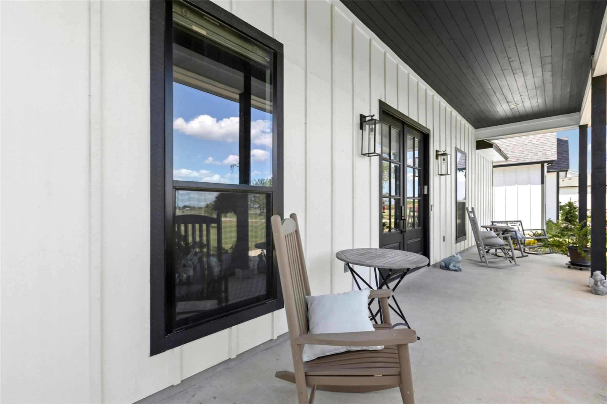 1170 Watterson Rd, Red Rock, TX 78662