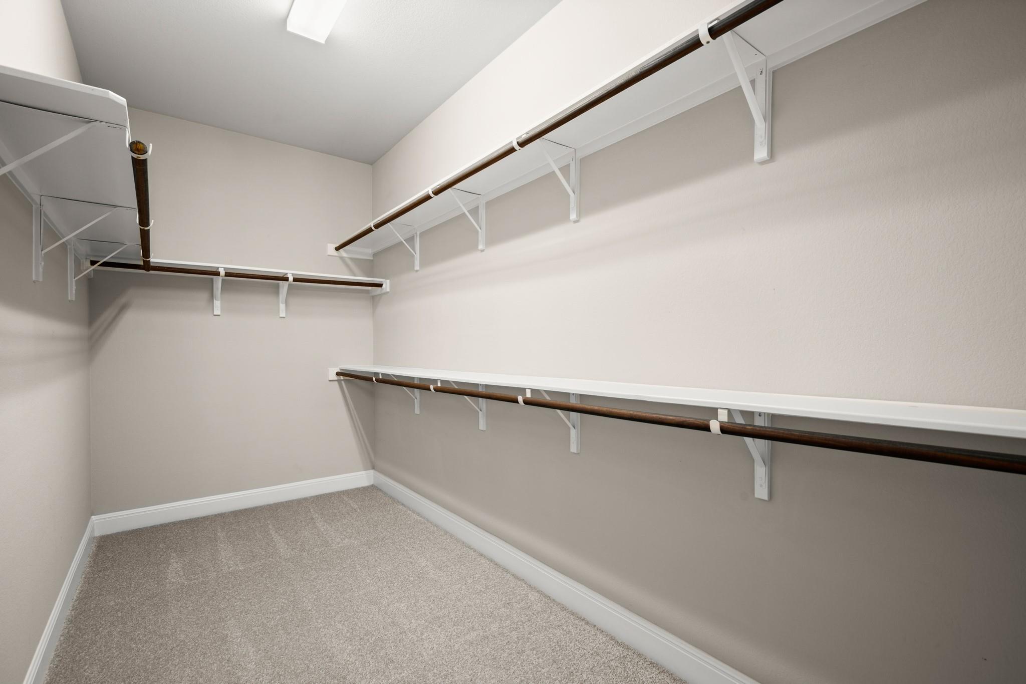 2233 Yaupon Range Dr, Leander, TX 78641