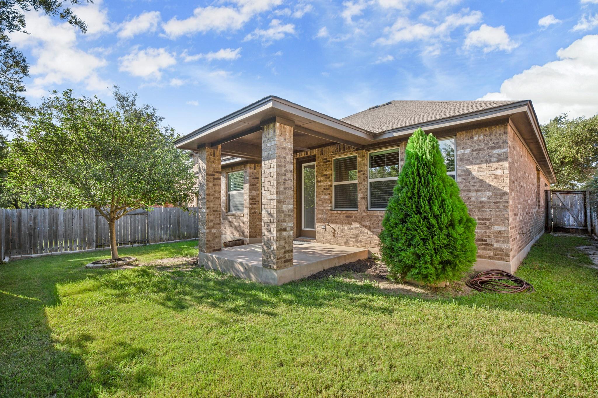 2233 Yaupon Range Dr, Leander, TX 78641