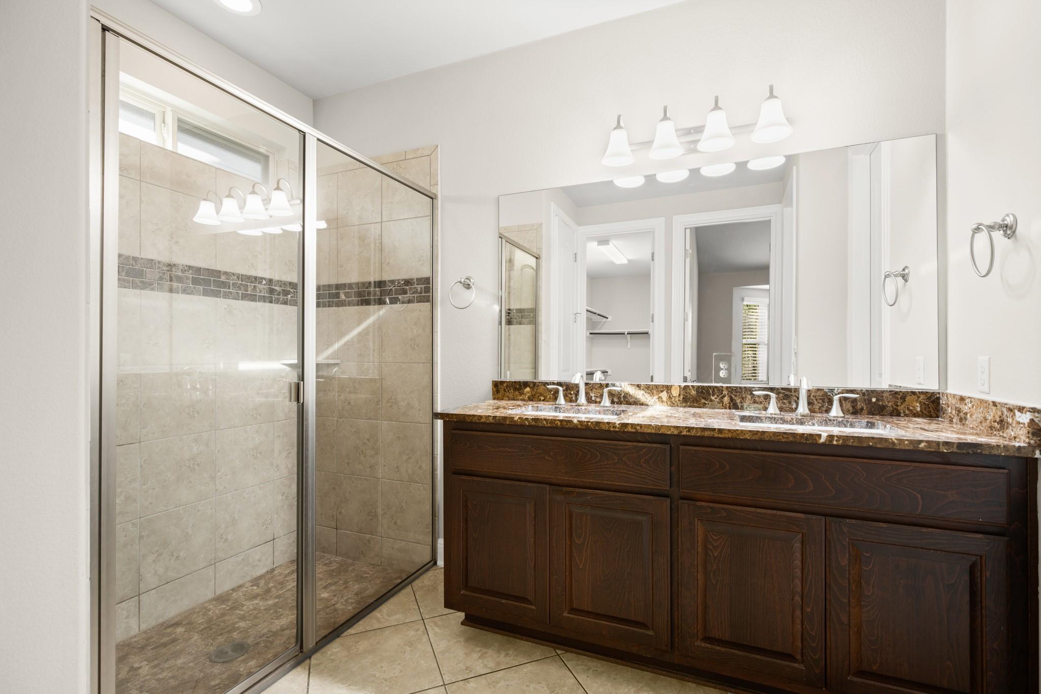 2233 Yaupon Range Dr, Leander, TX 78641