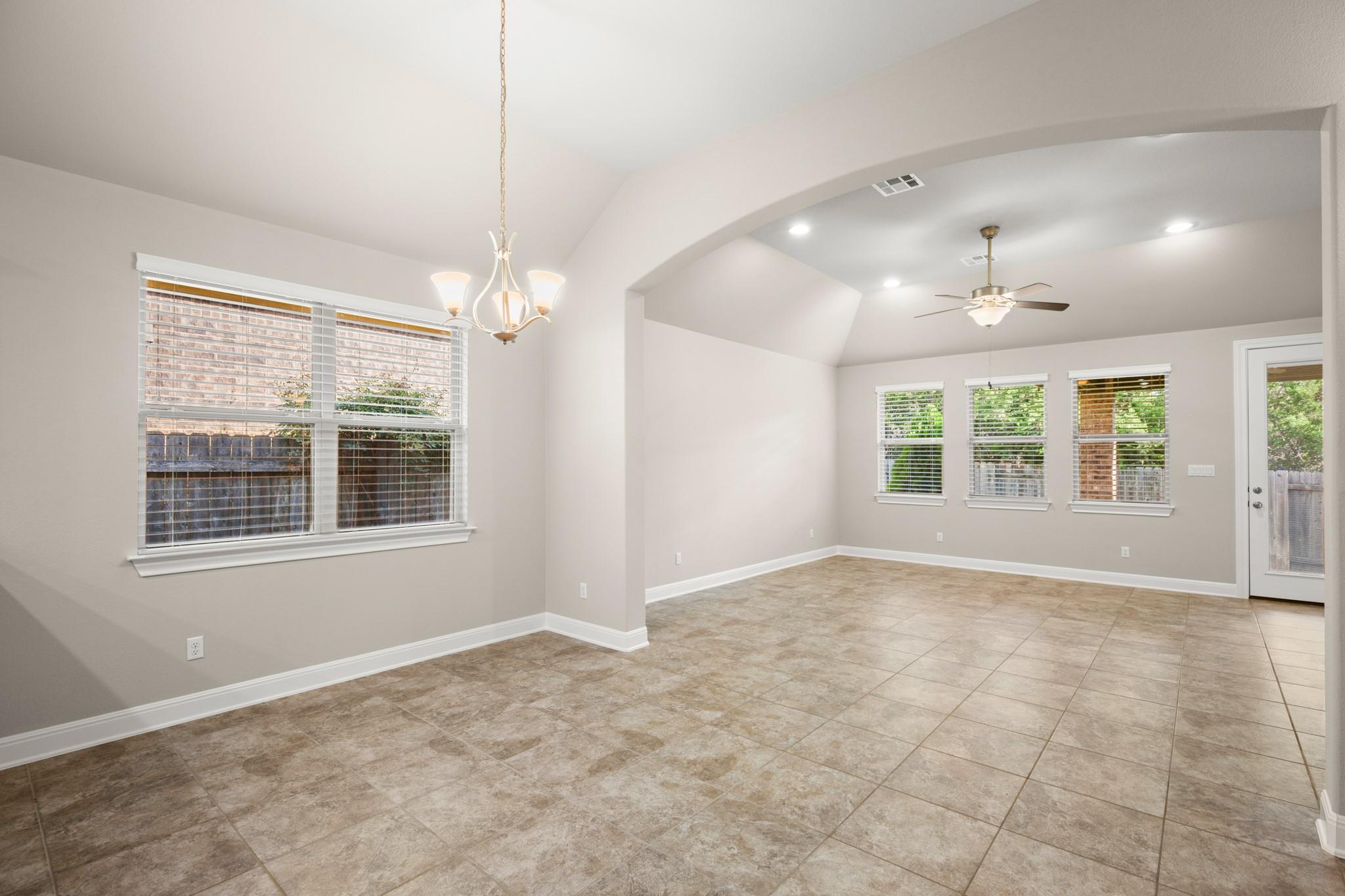 2233 Yaupon Range Dr, Leander, TX 78641