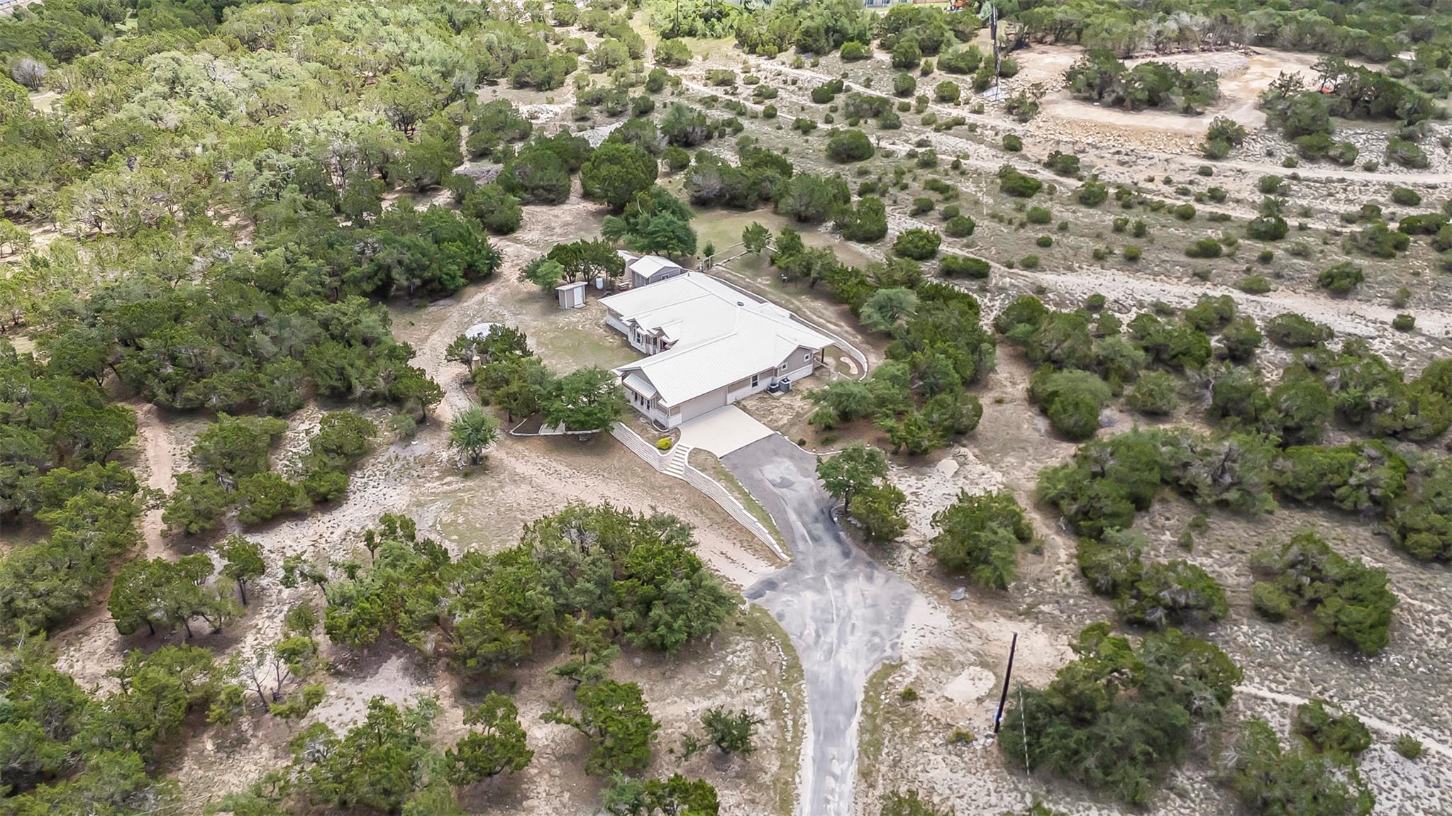 211 E Creek Dr, Dripping Springs, TX 78620