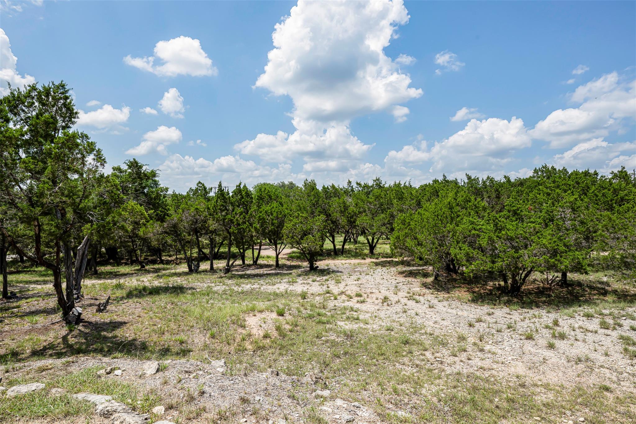 211 E Creek Dr, Dripping Springs, TX 78620