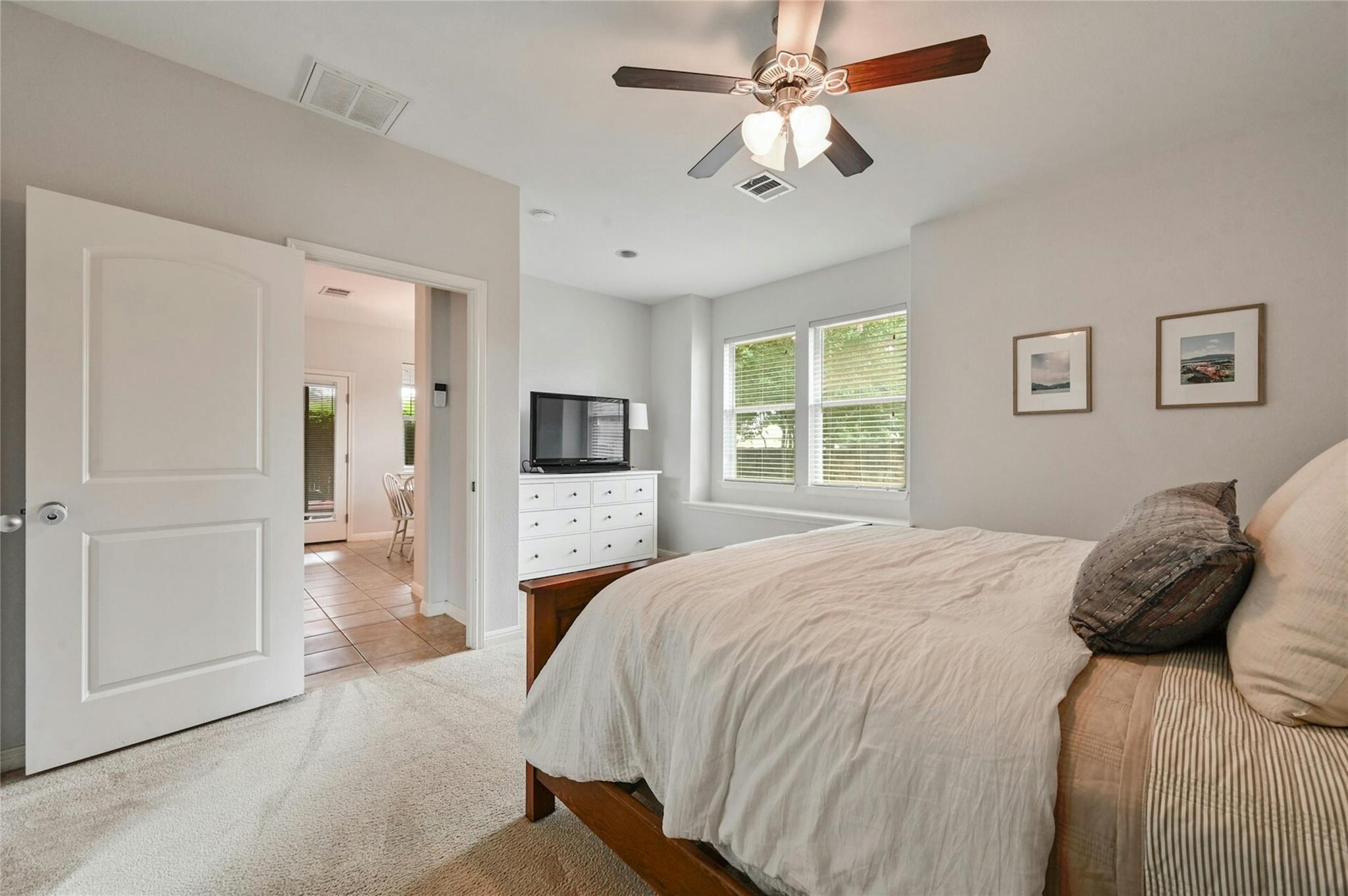 130 Farm House Rd, San Marcos, TX 78666