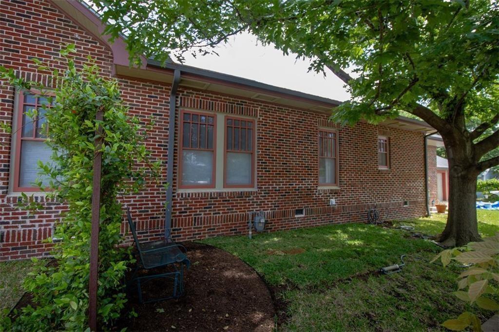 1115 W 22 1/2 St, Austin, TX 78705