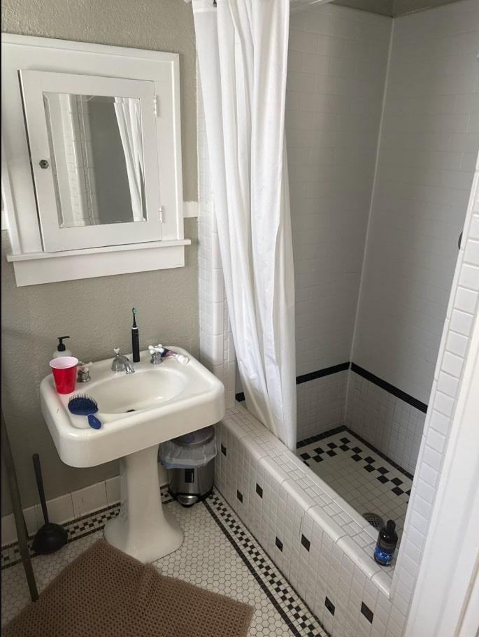 1115 W 22 1/2 St, Austin, TX 78705