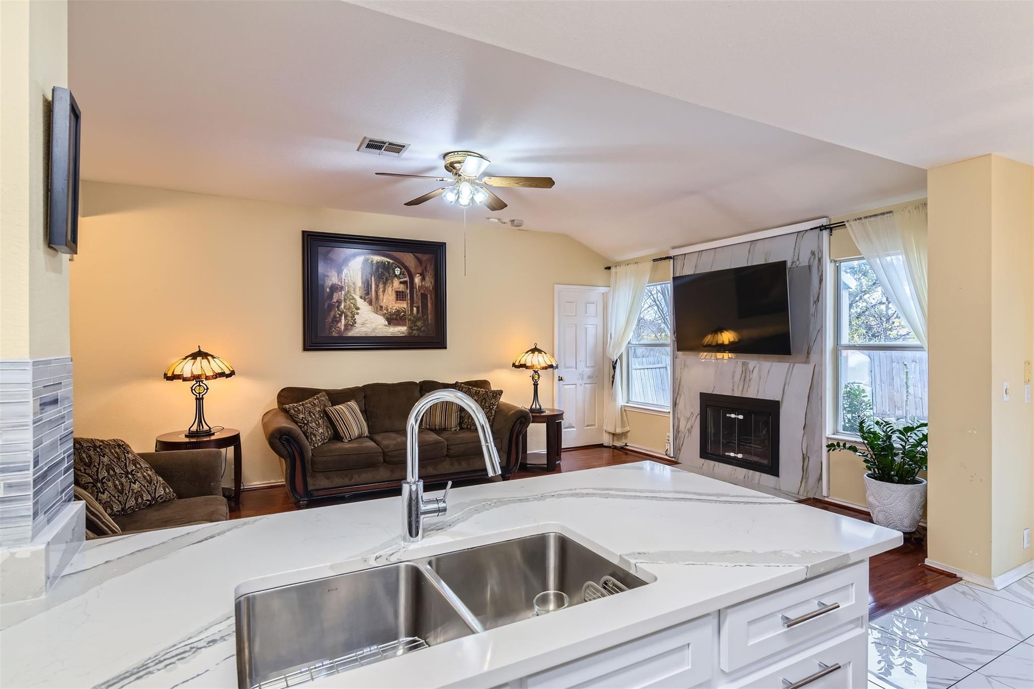 2009 Kaiser Dr, Austin, TX 78748