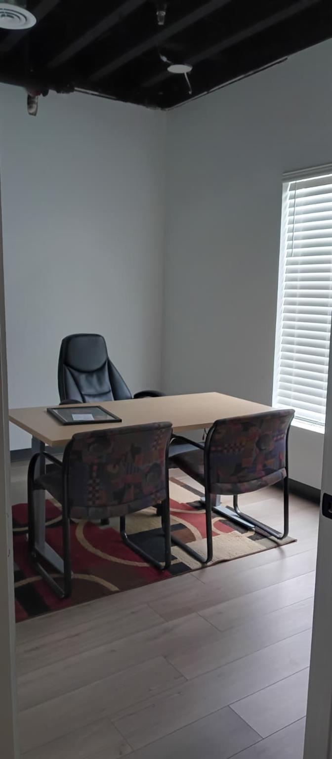 611 Carpenter Ave # 101 & 102, Austin, TX 78753