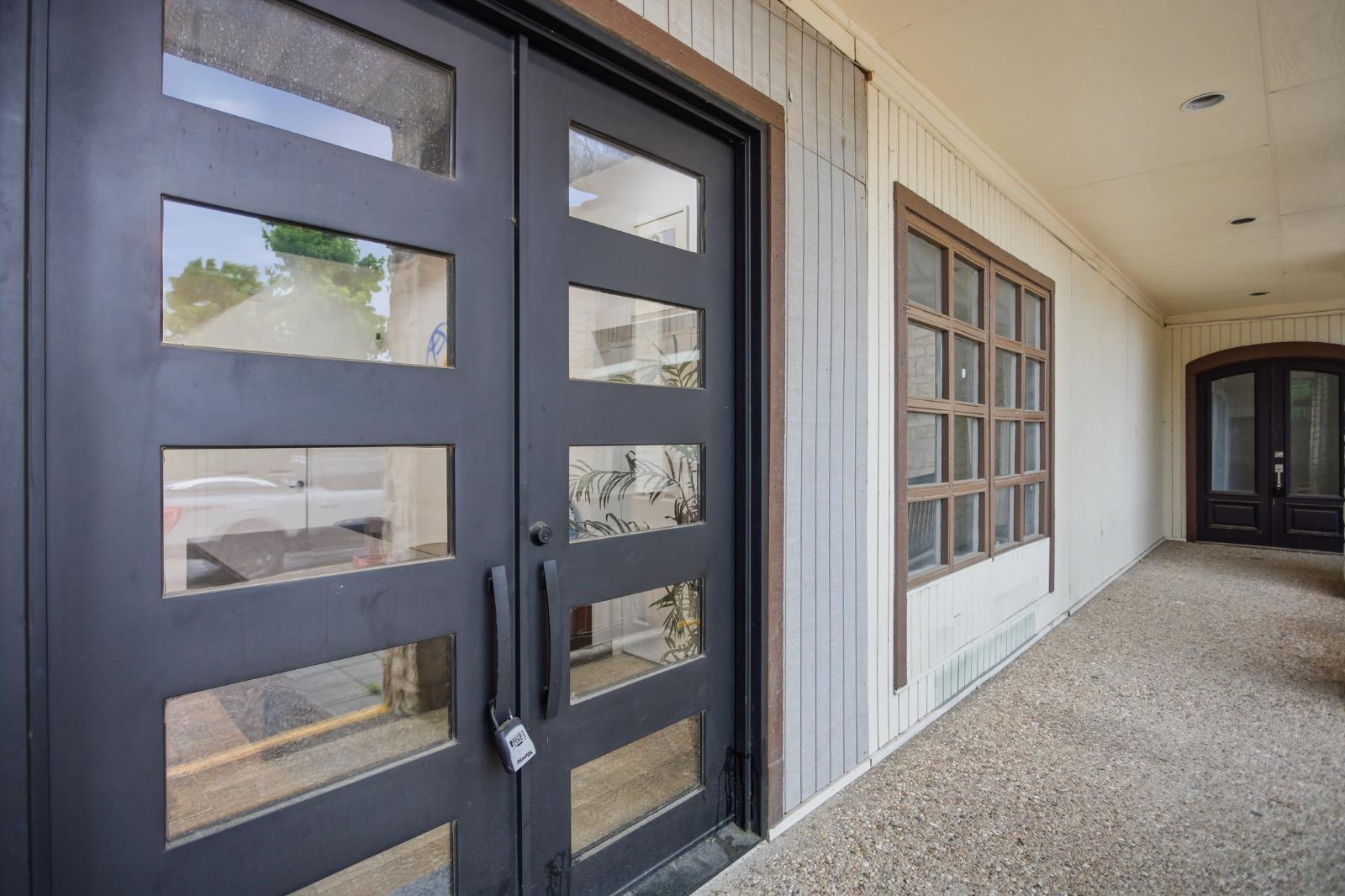 611 Carpenter Ave # 101 & 102, Austin, TX 78753