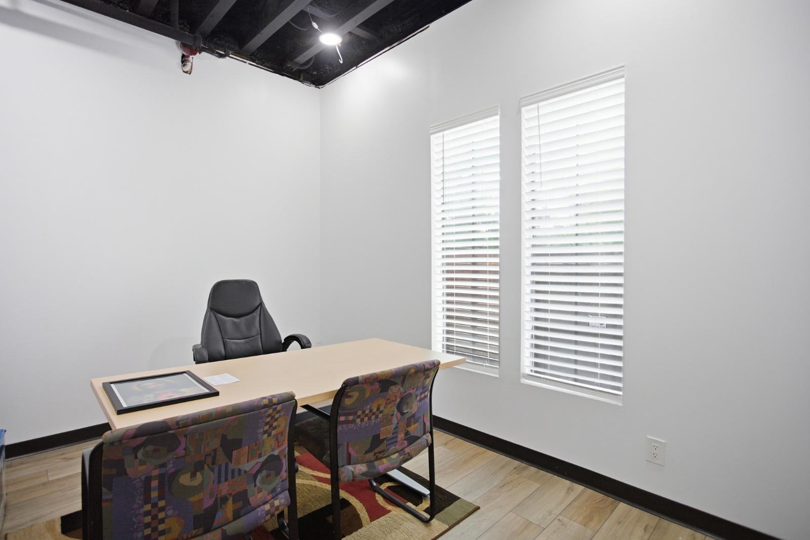 611 Carpenter Ave # 101 & 102, Austin, TX 78753