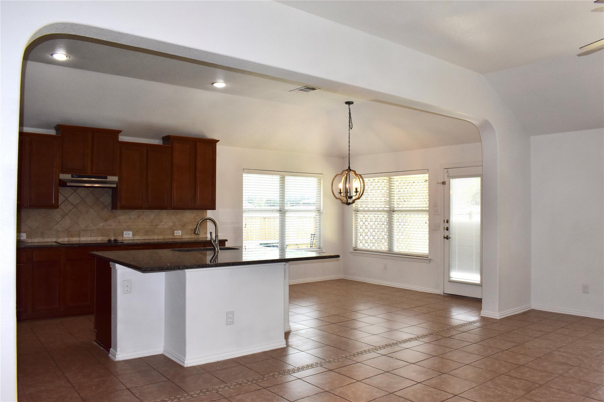 1001 Emory Fields Cv, Hutto, TX 78634