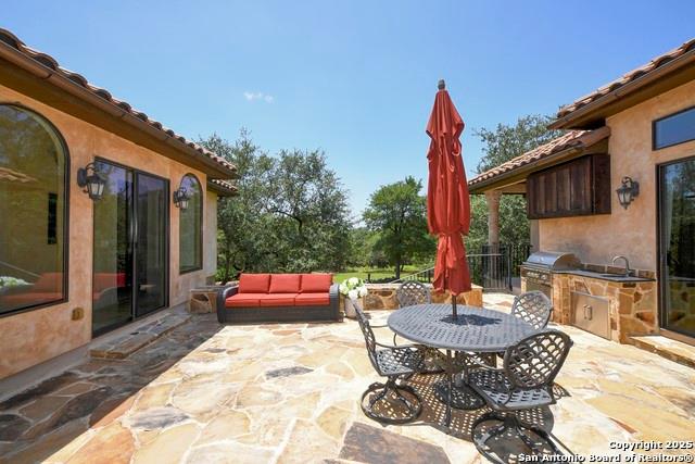 464 Paradise Hls, New Braunfels, TX 78132