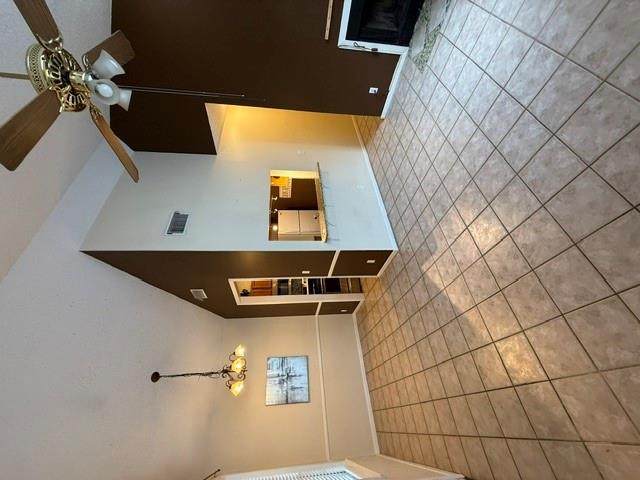 2300 Leon St # 202, Austin, TX 78705