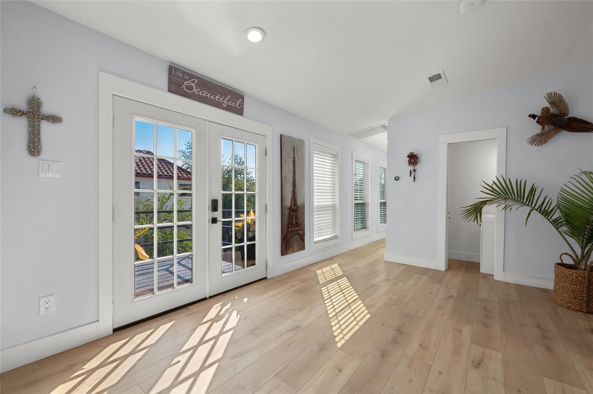 120 Acapulco Dr, Lakeway, TX 78734