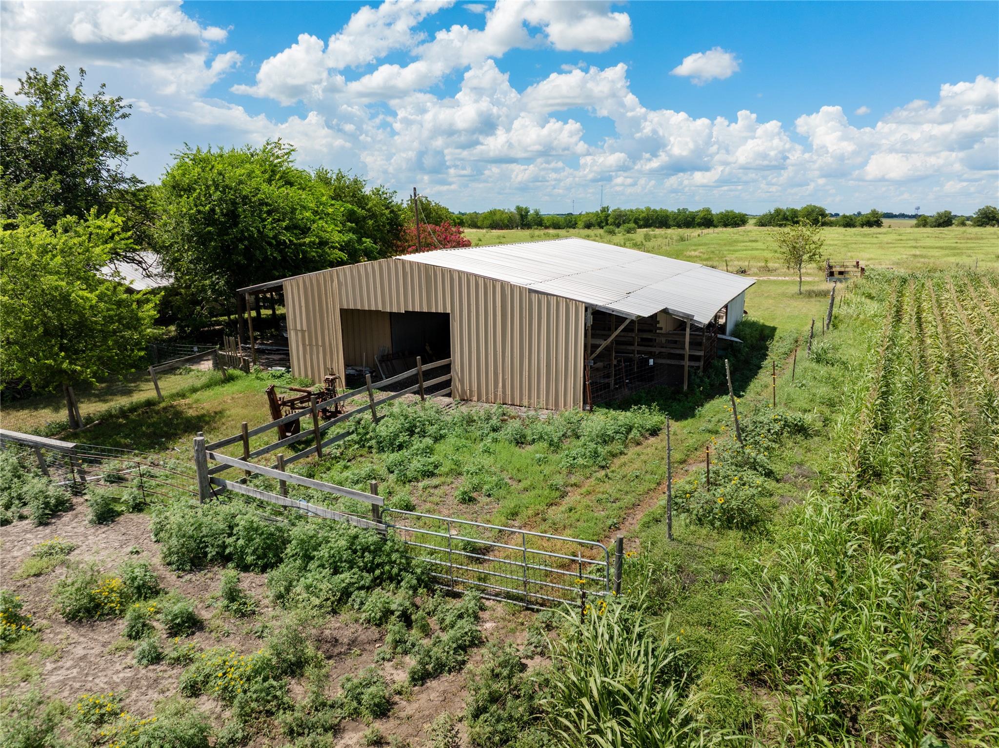 501 Main St, Taylor, TX 76574
