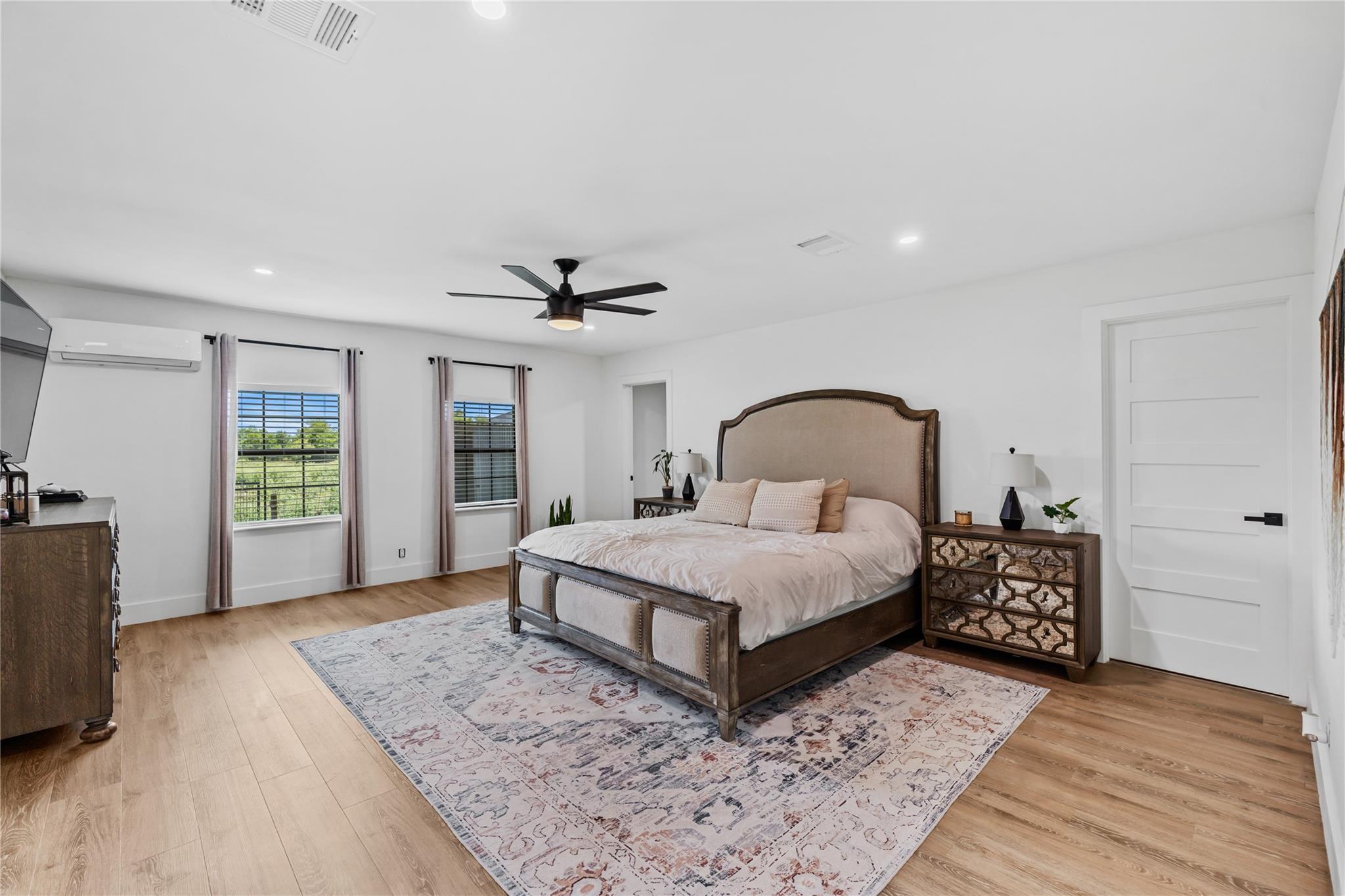 501 Main St, Taylor, TX 76574