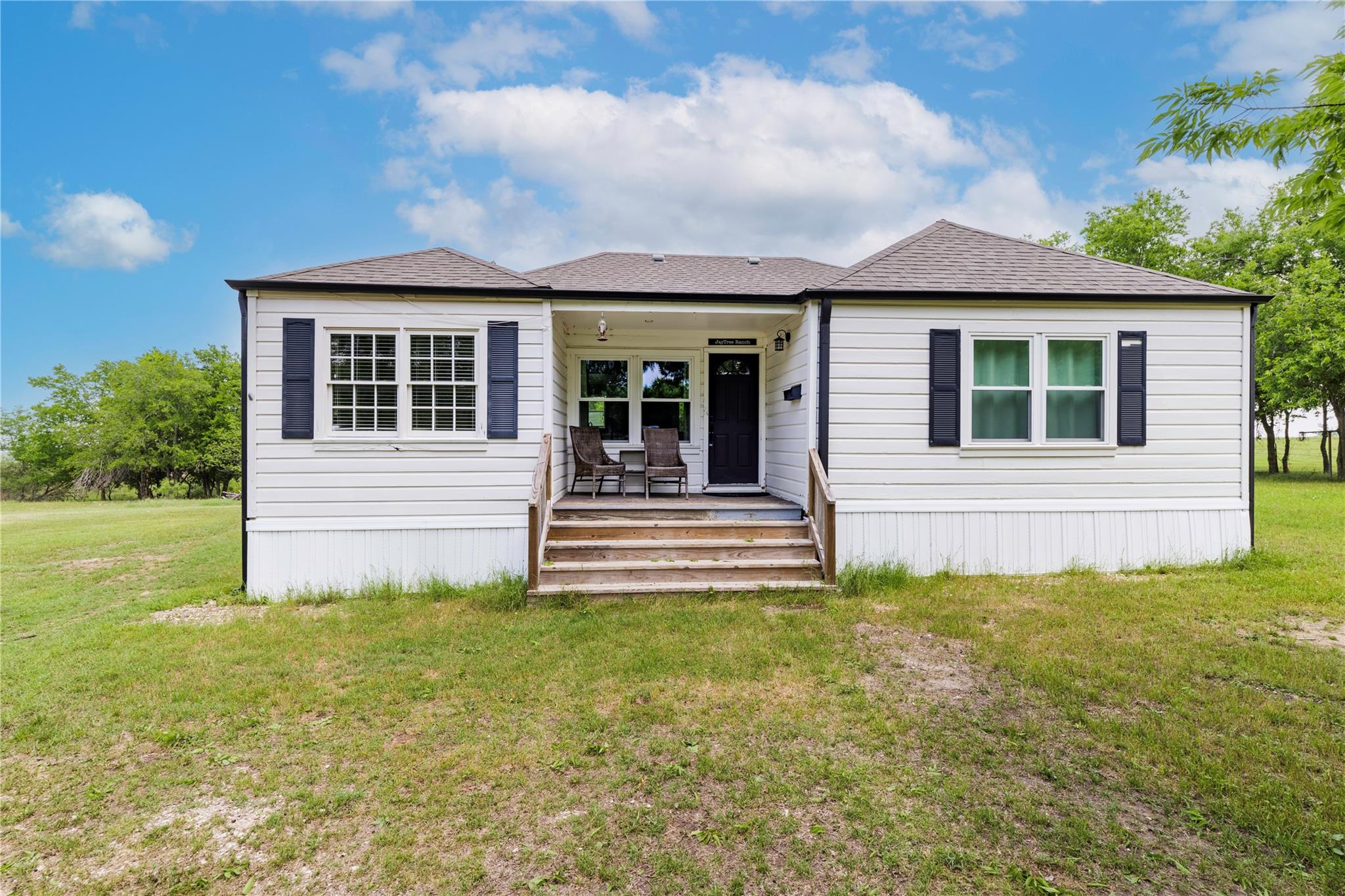 501 Main St, Taylor, TX 76574