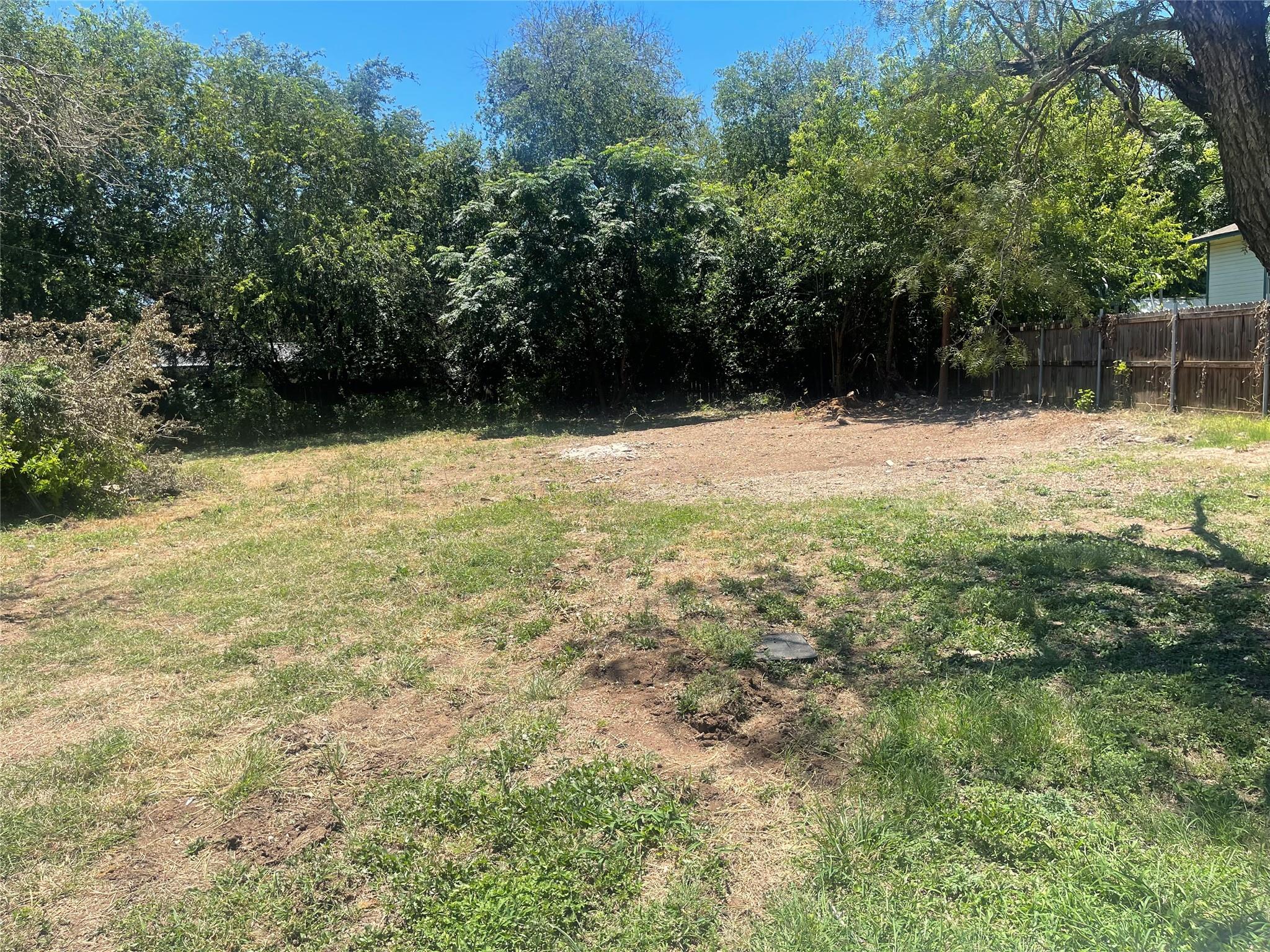 11512 Main St, Jonestown, TX 78645