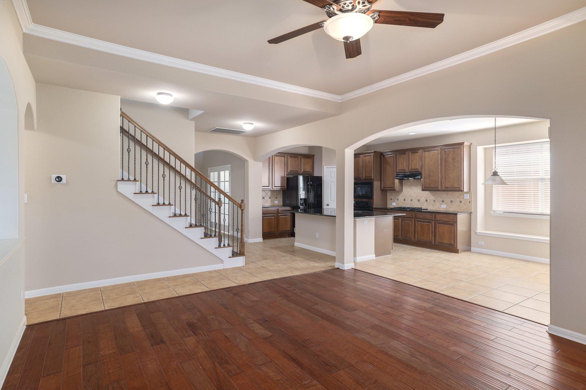 13816 Long Shadow Dr, Manor, TX 78653