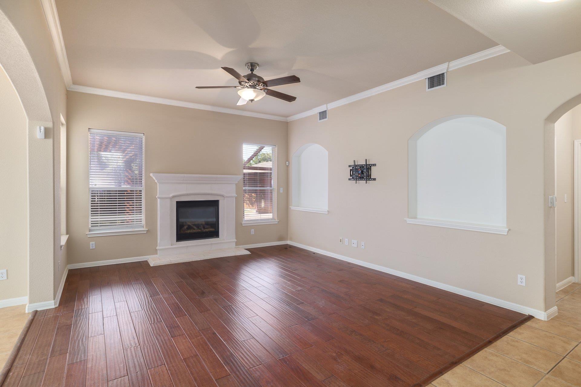 13816 Long Shadow Dr, Manor, TX 78653